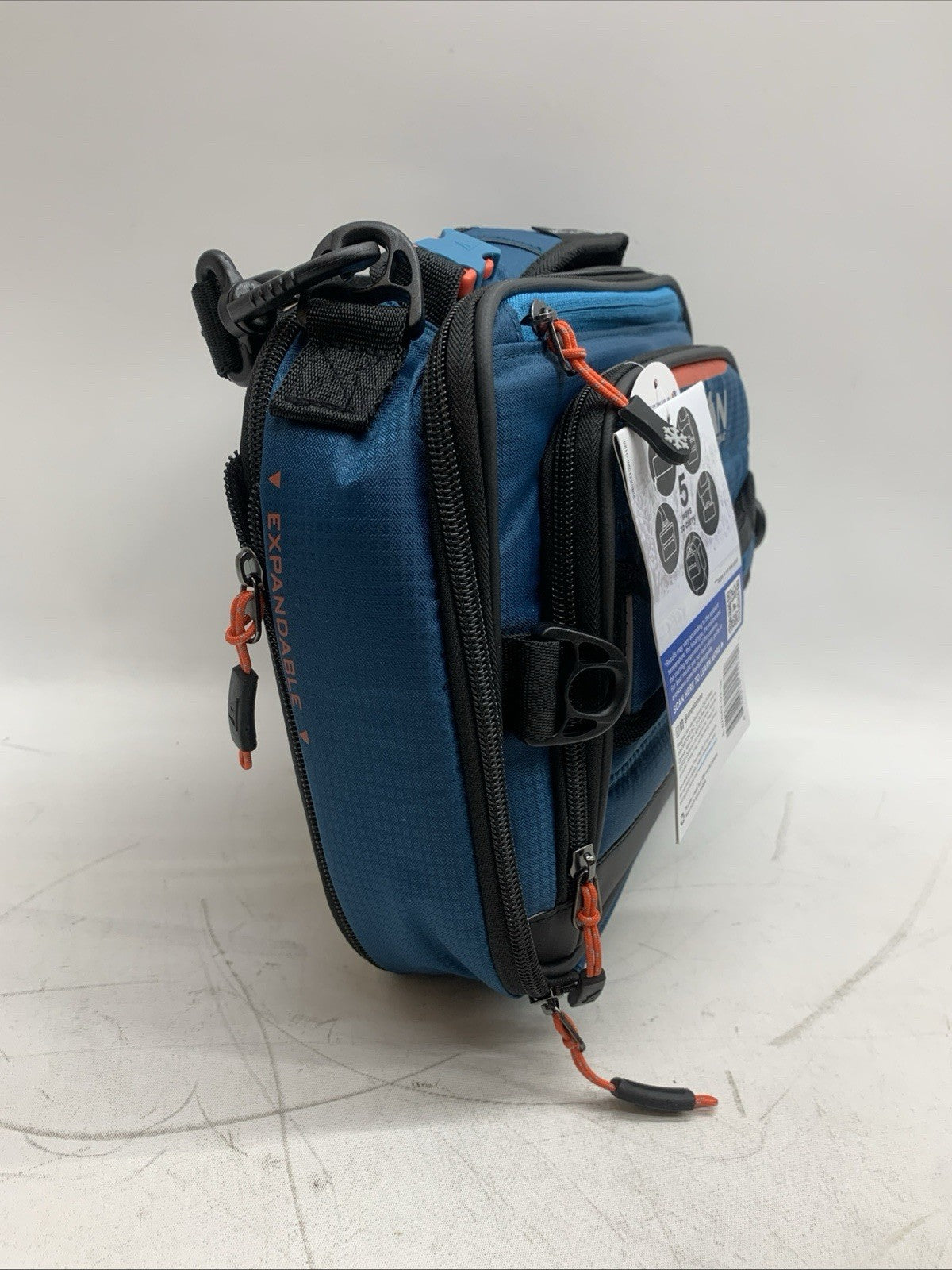 Titan High Performance Fridge Cold Expandable Insulated Lunch Box Bag - Blue