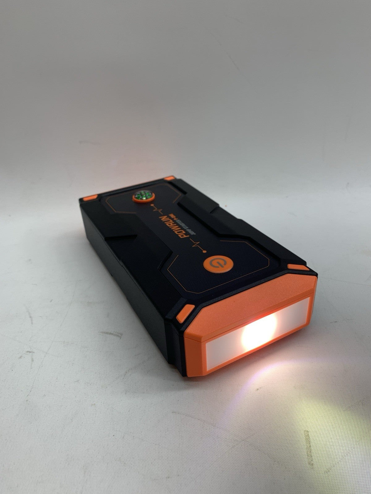 Powerun P-One 2000A Portable 12V Car Battery Jump Starter W/Device Charging Port