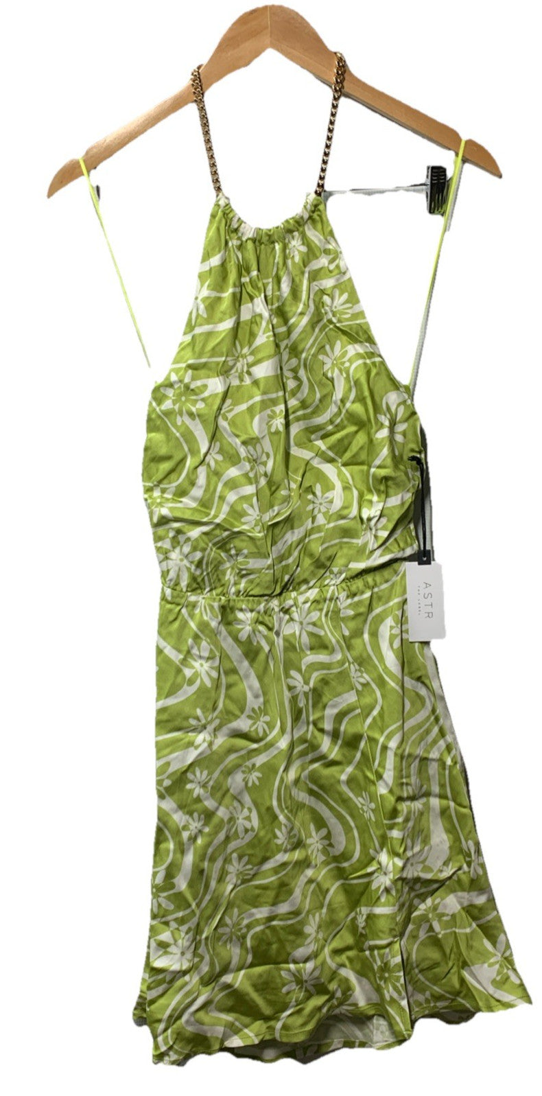 Light green ASTR Women's The Label Laylin evening dress, XS size, elegant party dress with a fitted silhouette.
