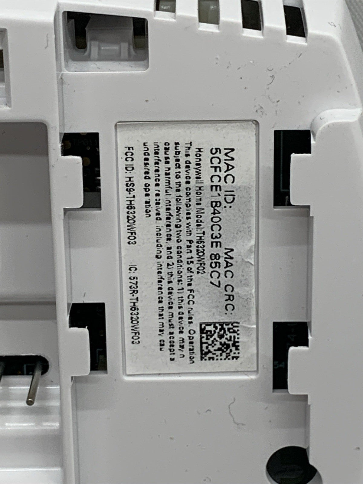 Honeywell Wi-Fi 7-Day Programmable Smart Thermostat RTH6580WF Control Anywhere