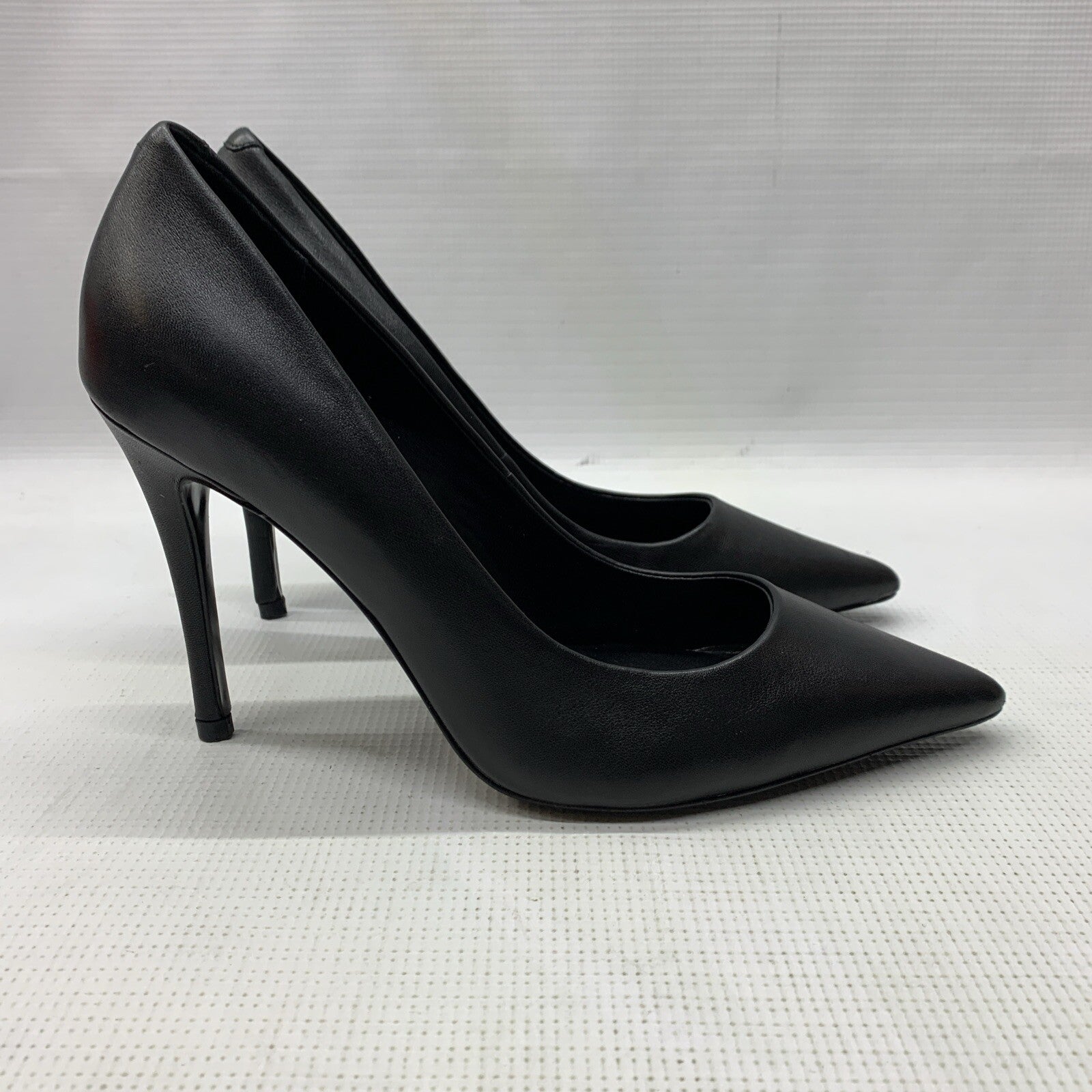 D'Amelio Womens Footwear Black Leather Karyenaa Pump Size 7.5 High Heel Slip-on