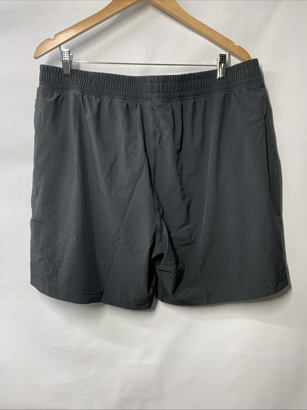 Black Rhone men's XL activewear shorts with Mako lining, stretch fabric, drawstring waist, and anti-odor features for comfortable movement.