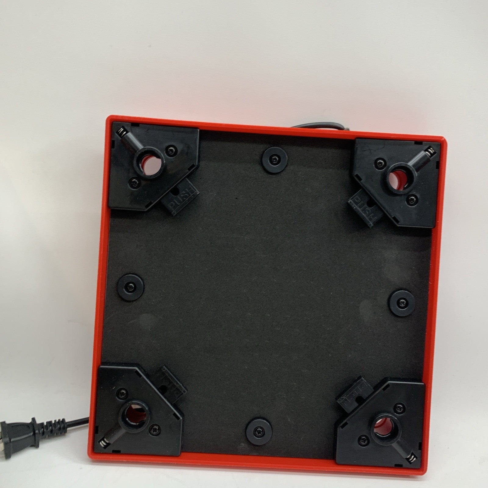 Rent a Coop Brooder Heating Plate BP-25 Black/Red for 15 Chicks 12w 10
