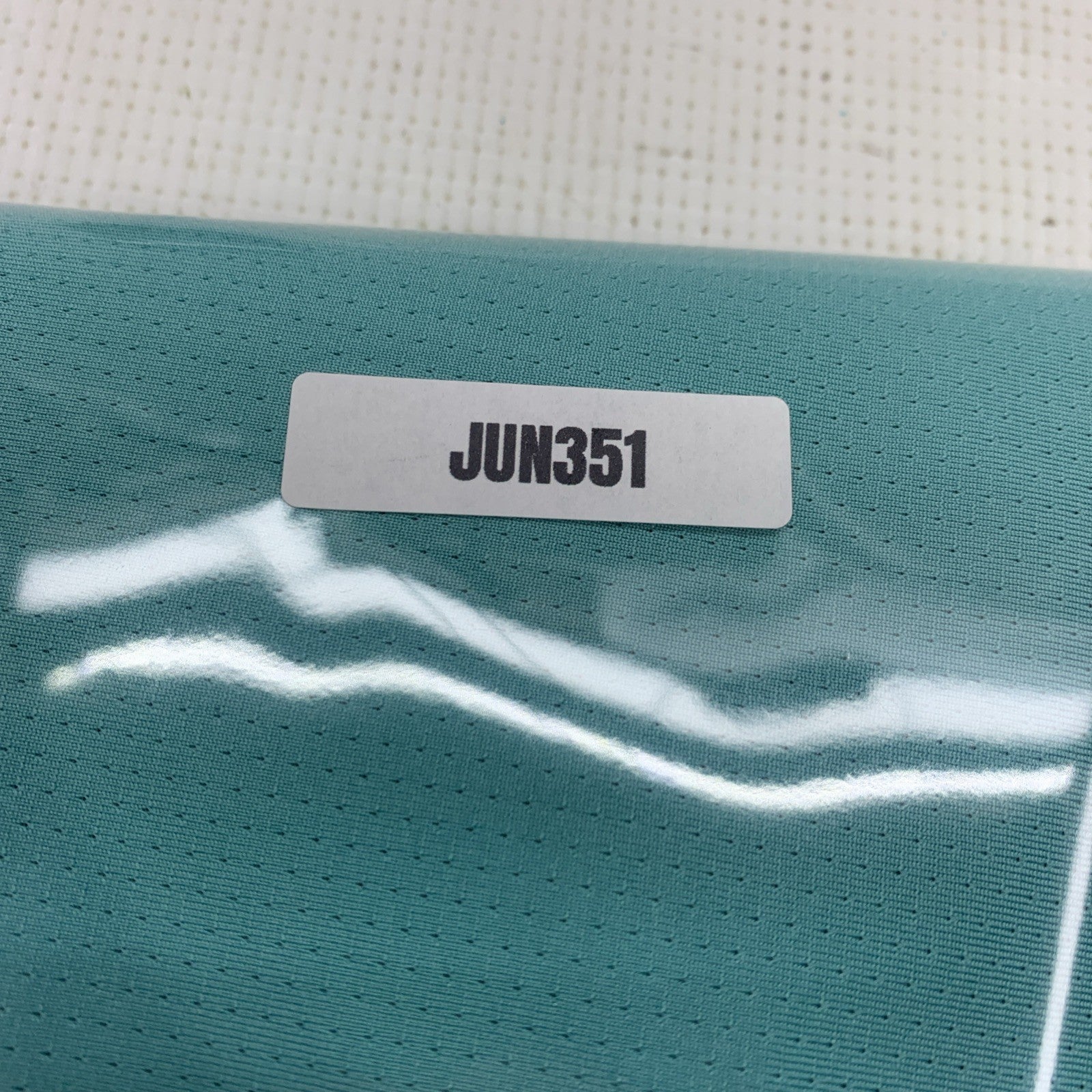 Under Armour Women's Iso-chill Shorebreak Long Sleeve Size M Teal Loose 1385287