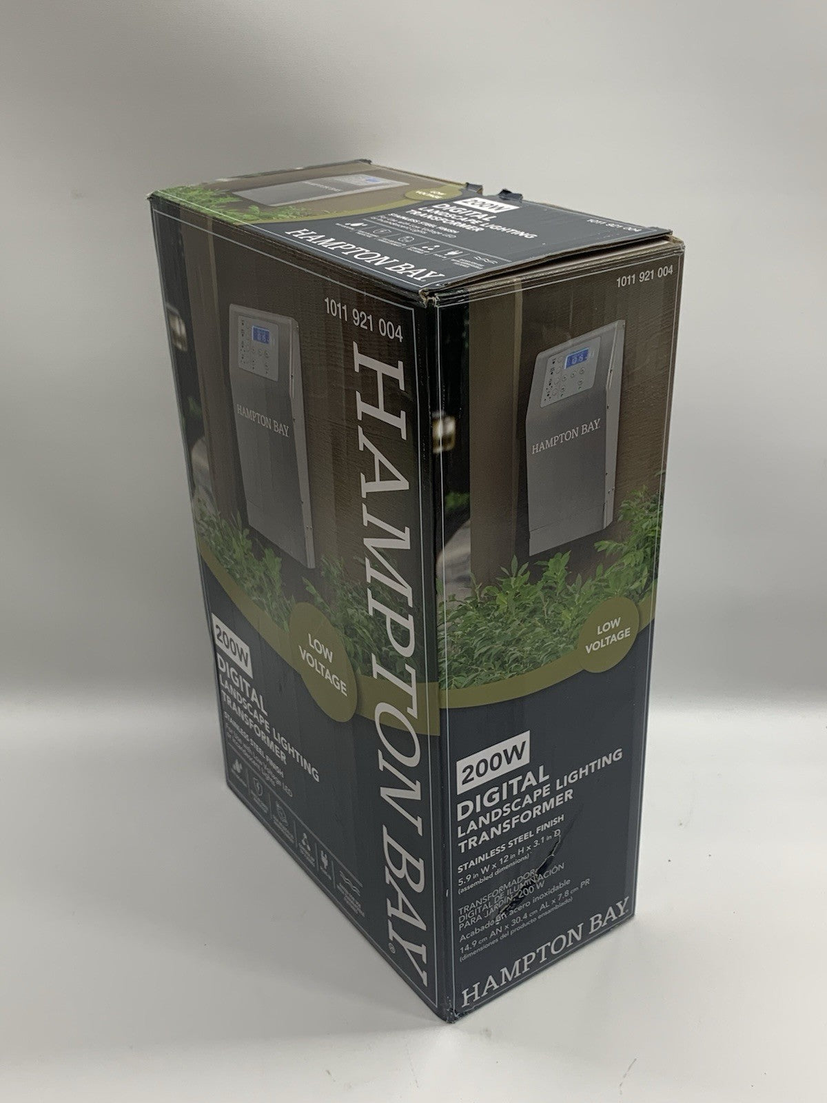 Hampton Bay 200W Digital Landscape Lighting Transformer 1011 921 004 Low Voltage