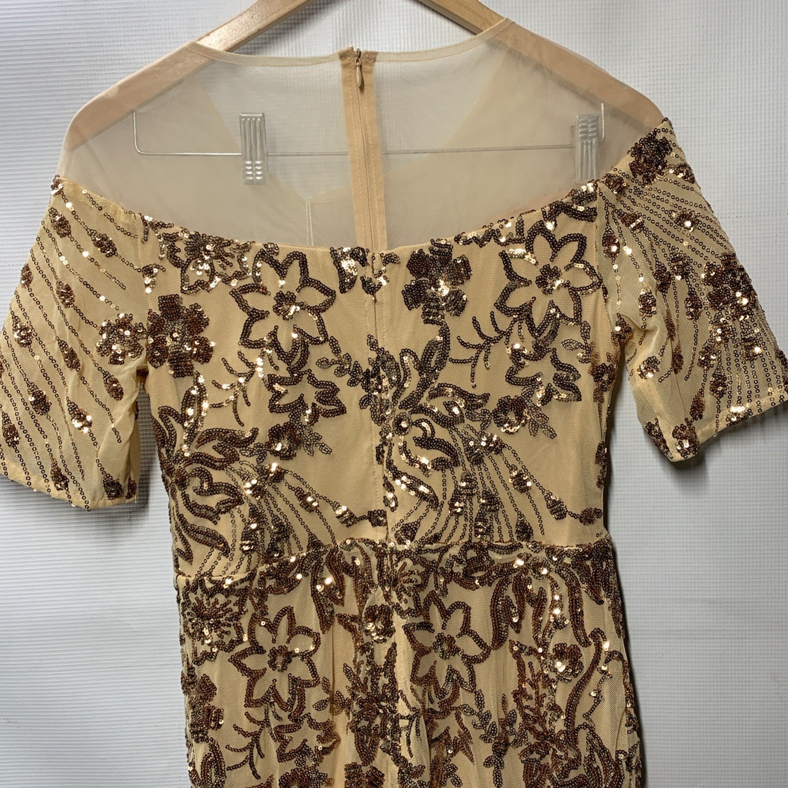 XUIBOL Women's Short Sleeve Sequin Mermaid Evening Formal Dress Size Medium