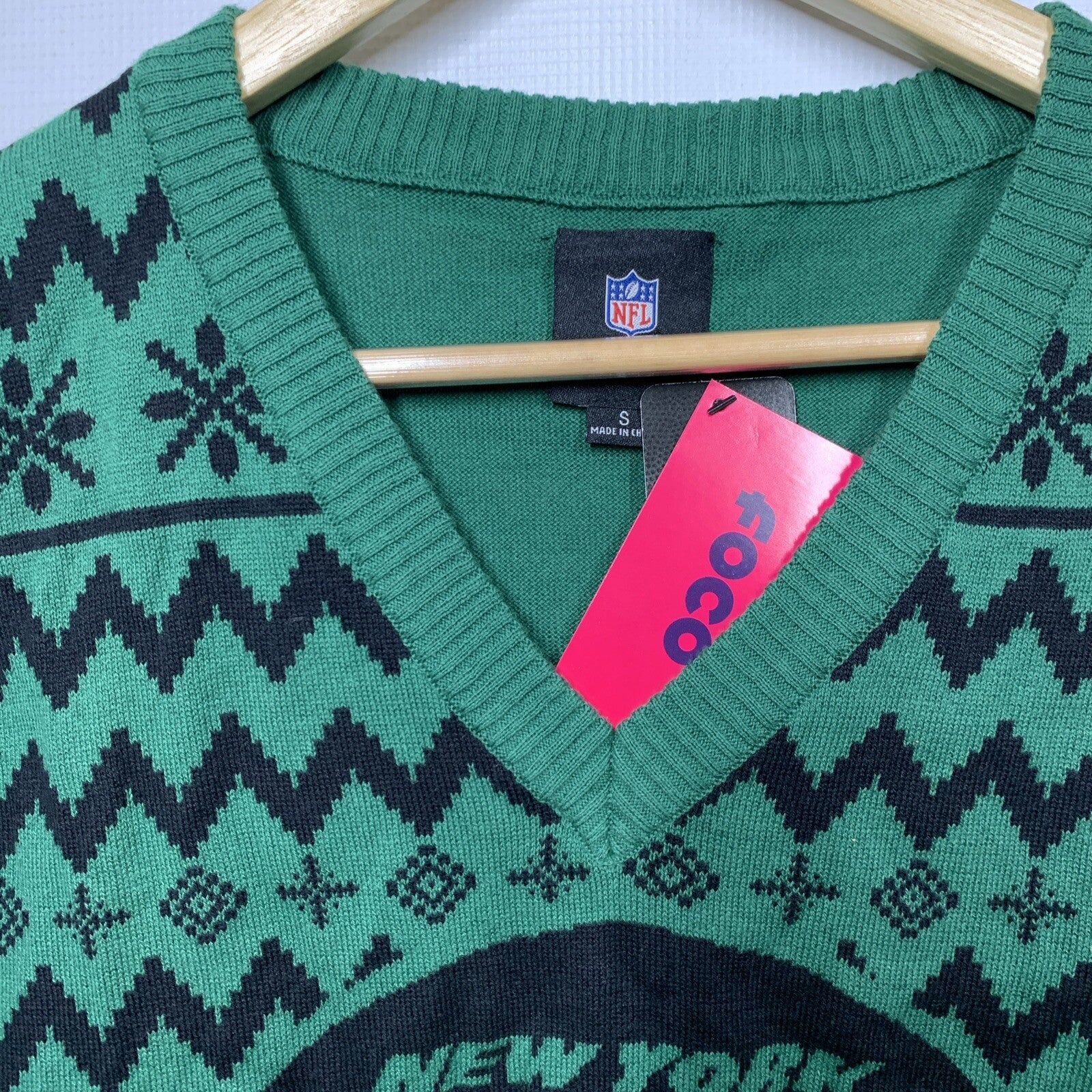 FOCO Women's Size Small New York Jets NFL Team Logo Ugly Holiday V-Neck Sweater