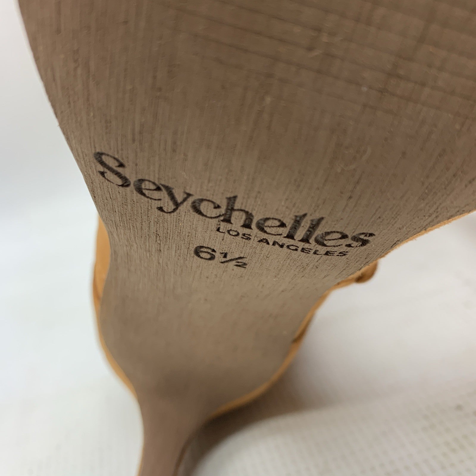 Seychelles Dallas Women's Boot Dallas Suede Tan Pointed Toe IB03075 Size 6.5