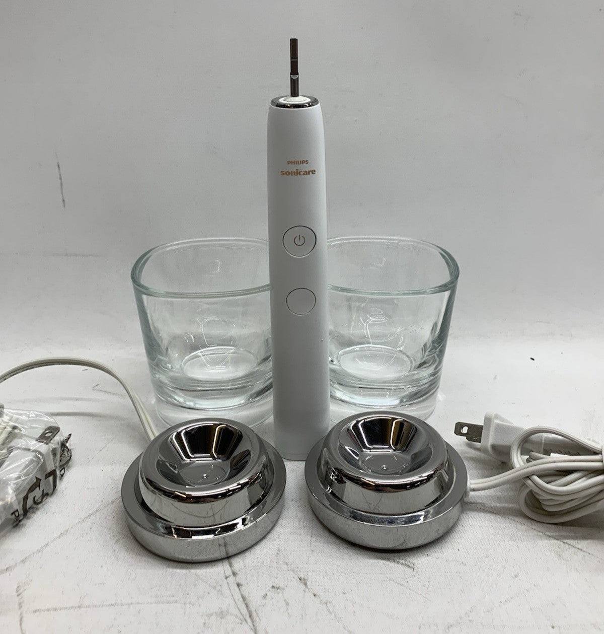 Philips Sonicare Diamond Clean White and Pink Electric Toothbrush - FOR PARTS