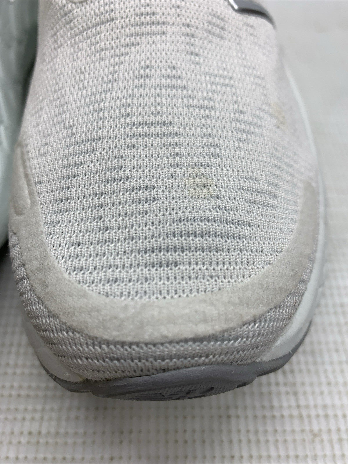 New Balance Fresh Foam X 860v14 Athletic Shoes Women’s White 8 Lace-up W860T14