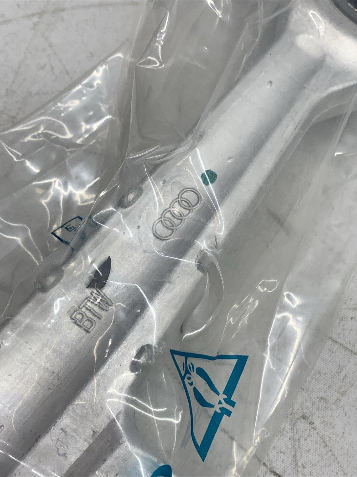 Lemforder 33895 02022 4D0 407 151P Lower Swing Arm for Volkswagen Vw Audi - 2pk