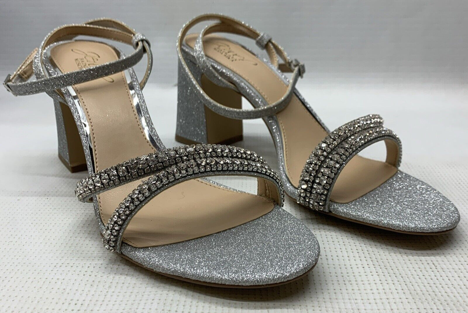 Jewel Women's Badgley Mischka Charlee Block Heel Sandal Sliver Size 9.5 Open Toe