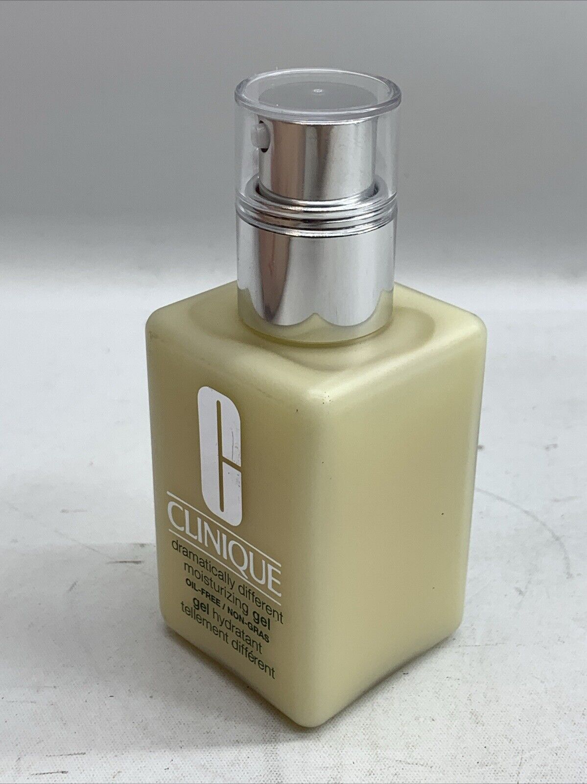 CLINIQUE Dramatically Different Moisturizing Gel 4.2 fl oz Oil Free & Non-Grab