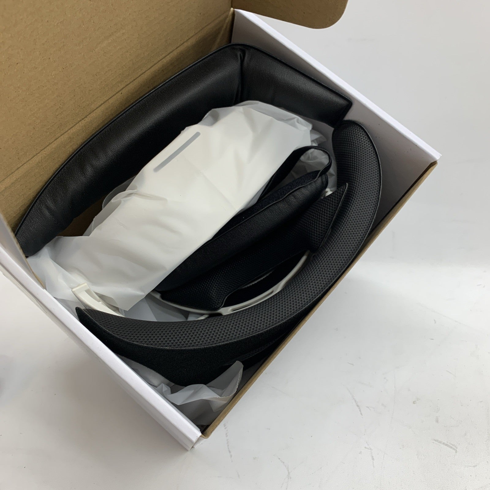 Head Strap Pressure-Reducing for Apple Vision Pro Suitable Different Head Shapes