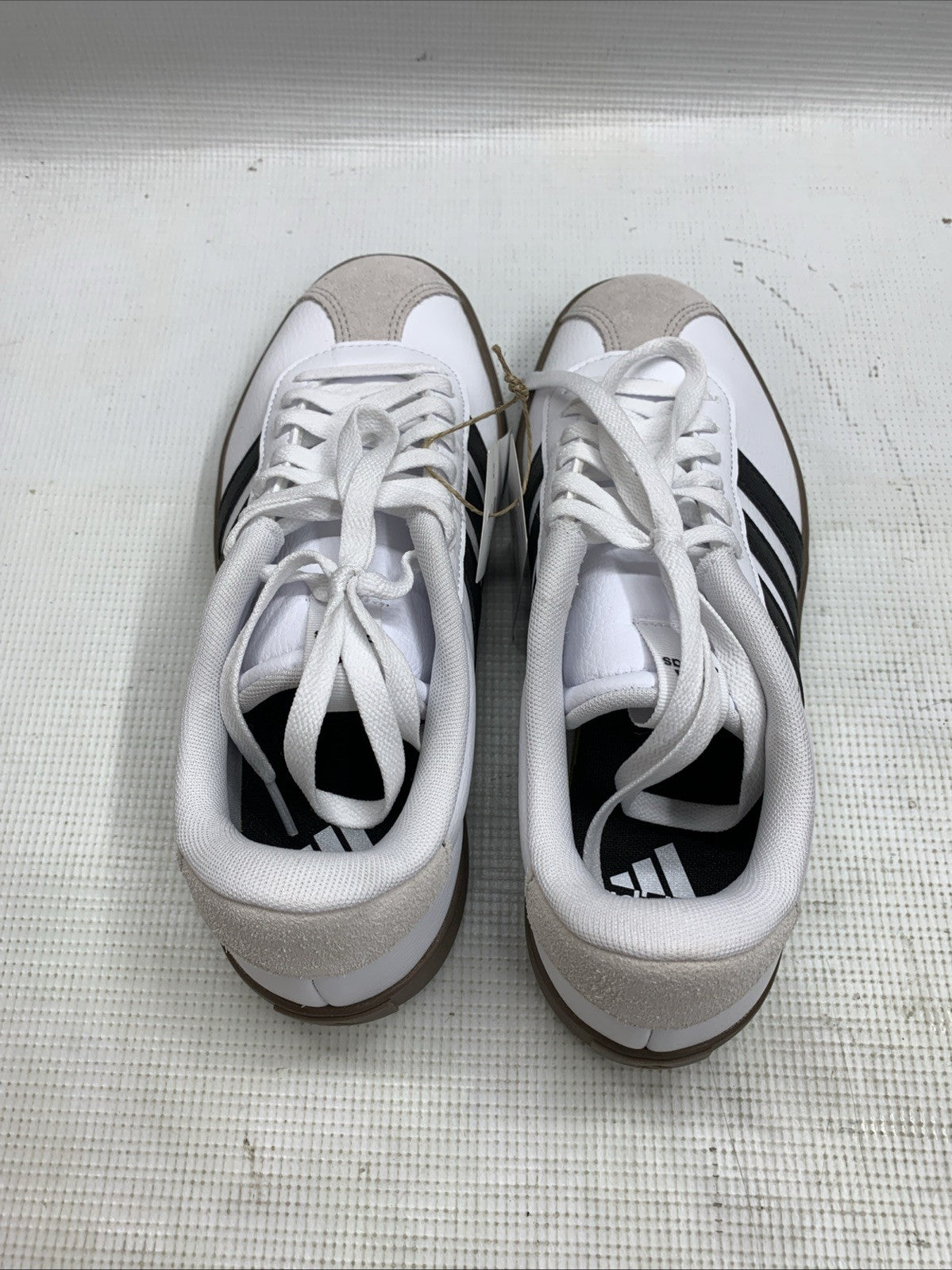 adidas Women's VL Court 3.0 Sneaker White 7.5 Lace-Up Shoes Lightweight ID8797