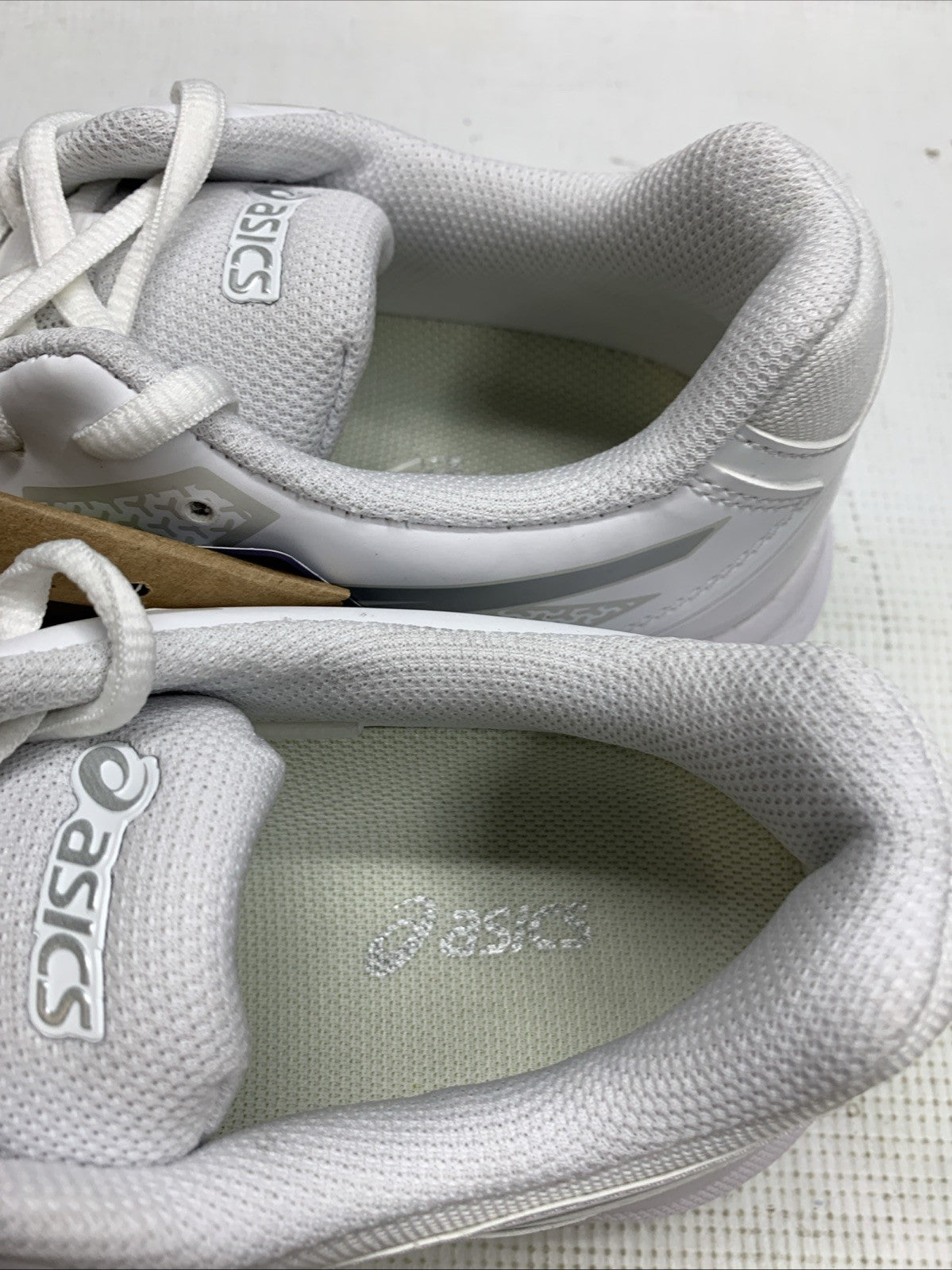 Aisics Women's Gel-Challenger 13 White/Pure Silver Lace-up Tennis Shoes Size 11
