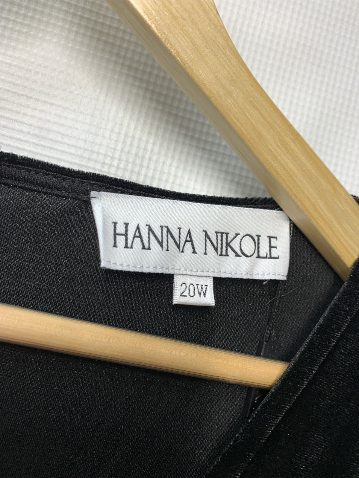 Hanna Nikole Women's Plus Size Velvet Side Slit Sequin Dress V Neck - Size 20W