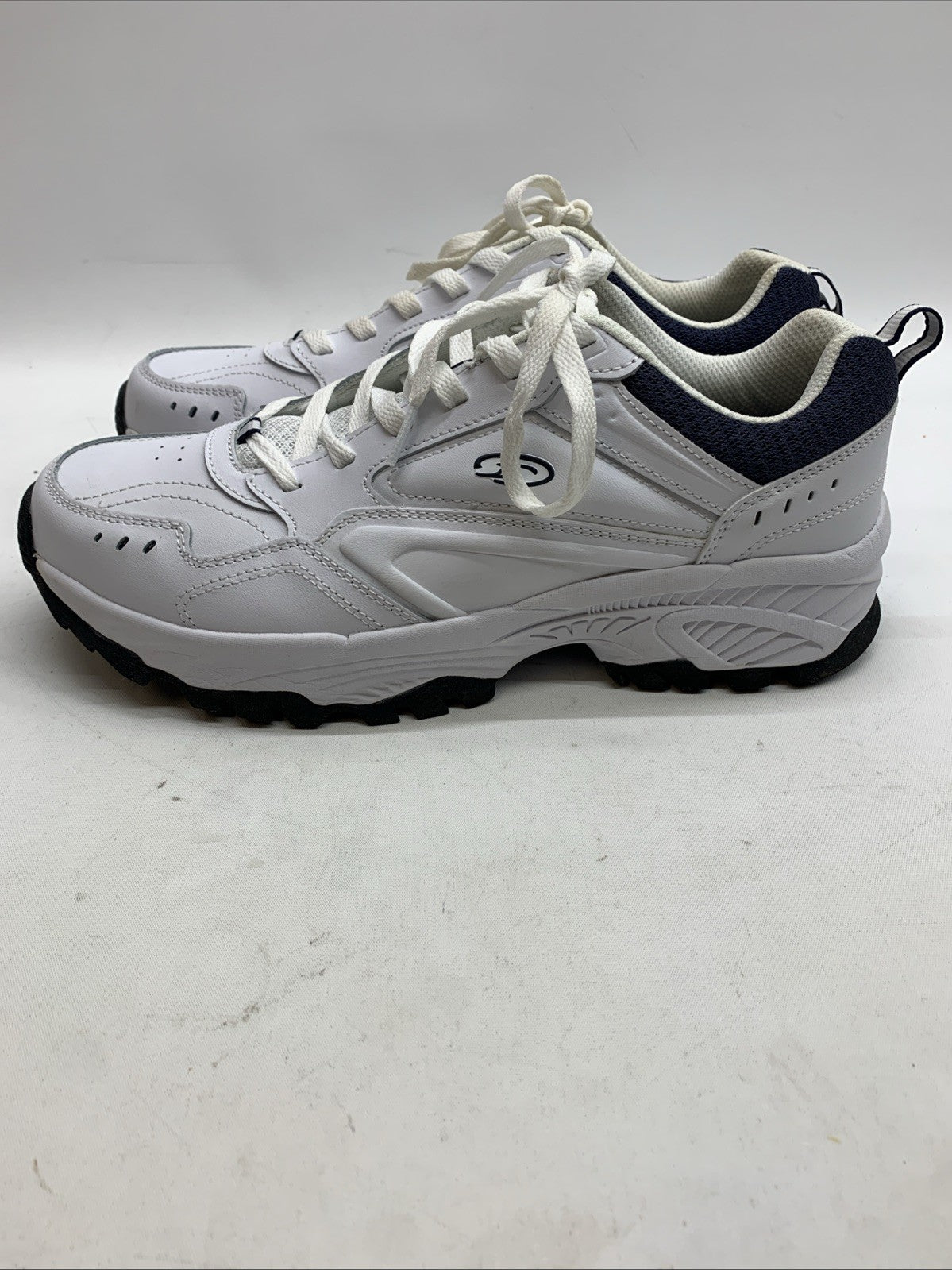 Man's Athleisure Dr. Scholl's Sebastian Sneaker Size 10.5 Wide White Lace-up