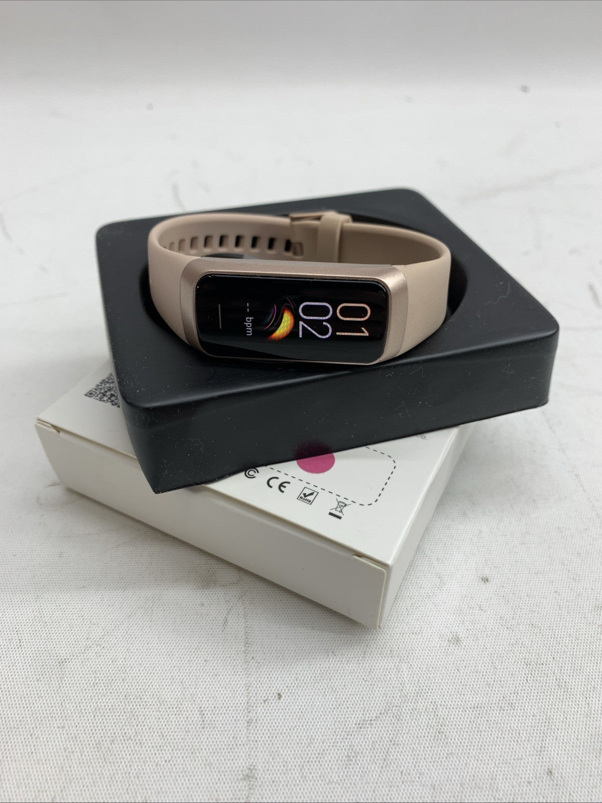 Fitness Tracker with 24/7 Heart Rate Blood Oxygen Sleep Monitor,Activity Tracker