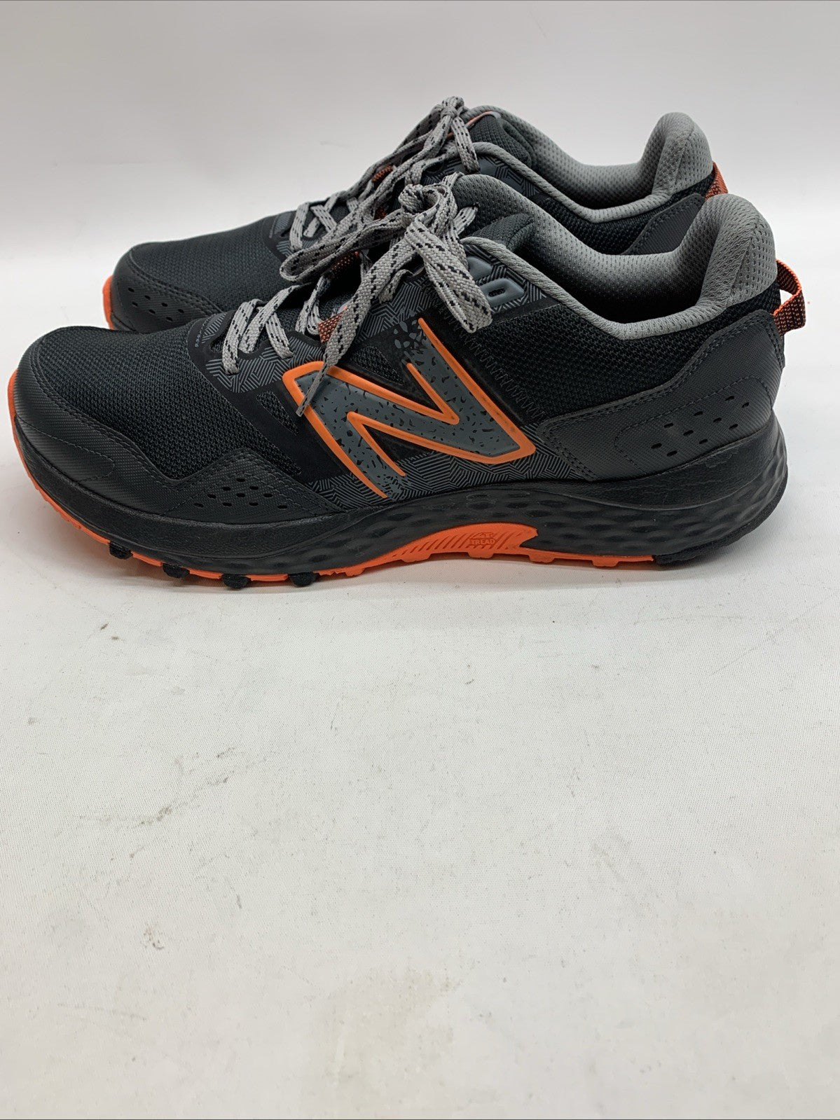 Men's Athleisure New Balance 410 v8 Trail Running Shoe Black/Orange Size 11