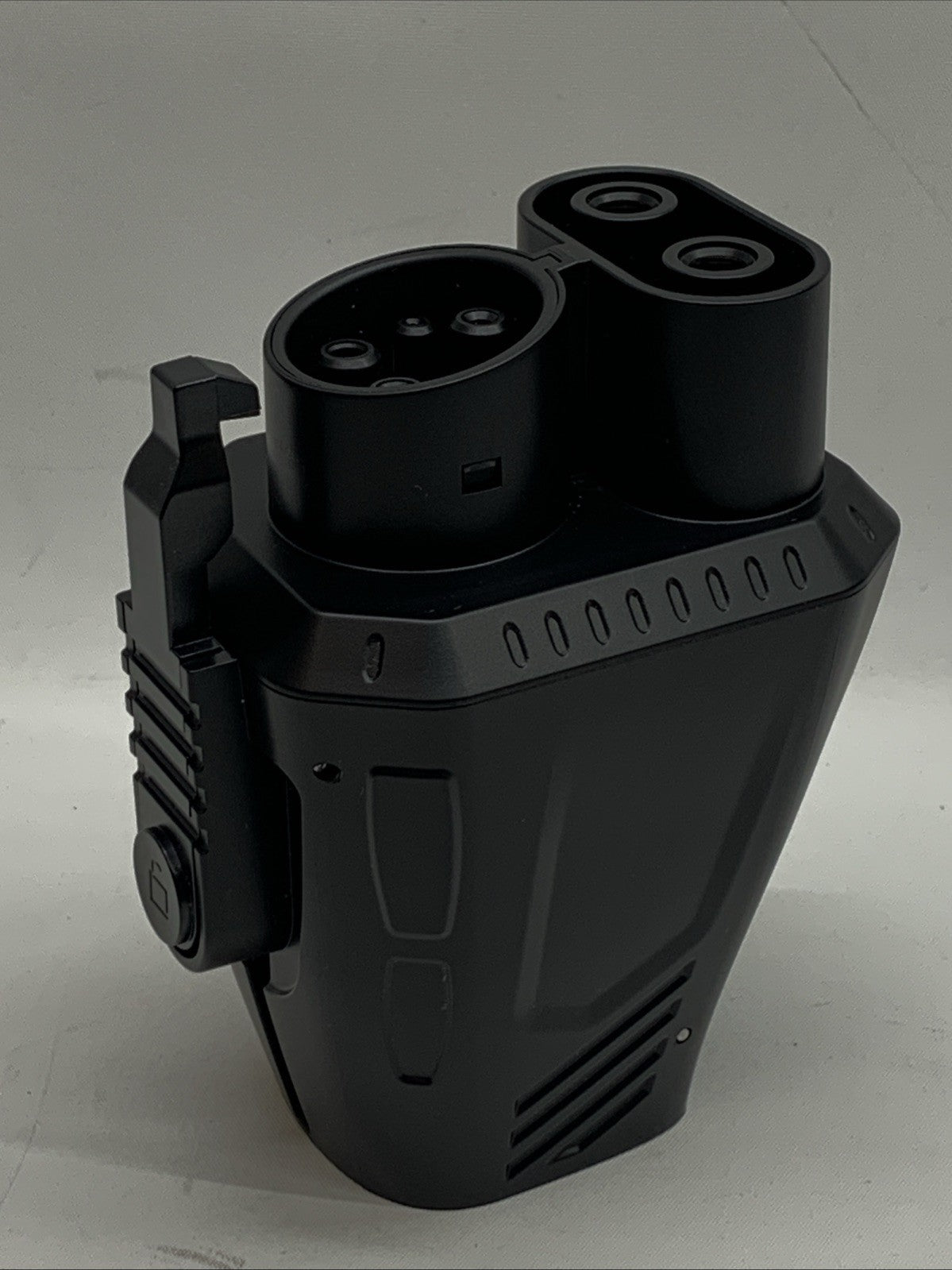 NACS to CCS1 Tesla Supercharger Adapter Fast Charge Ford Rivian GM 500A & 1kV