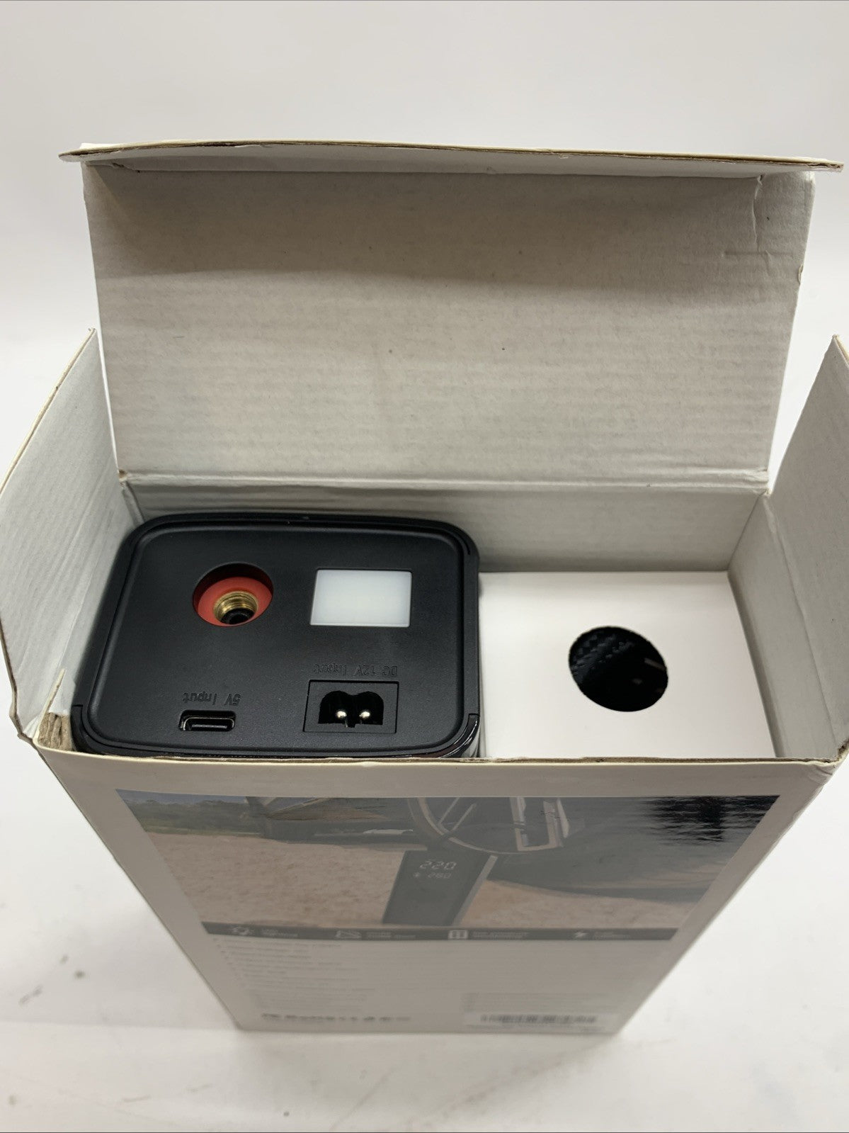 Tire Inflator Cordless Dual Screen Display 2600x3 Fast Inflation 12V 120W 150PSI