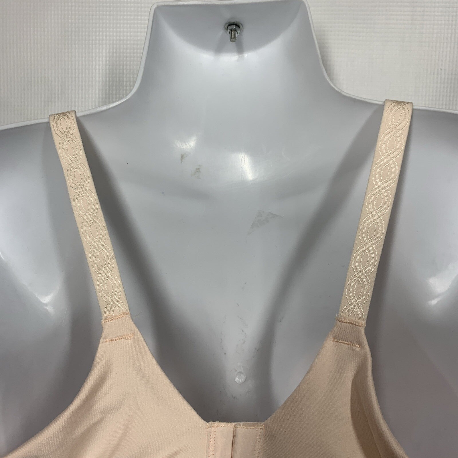 Warner's Women's Cloud 9 Super Soft Wireless Lightly Lined Comfort Bra Size 38D