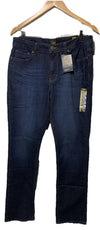Lee Women's Legendary Regular Fit Straight Leg Jeans Long Pants 12 with Pockets