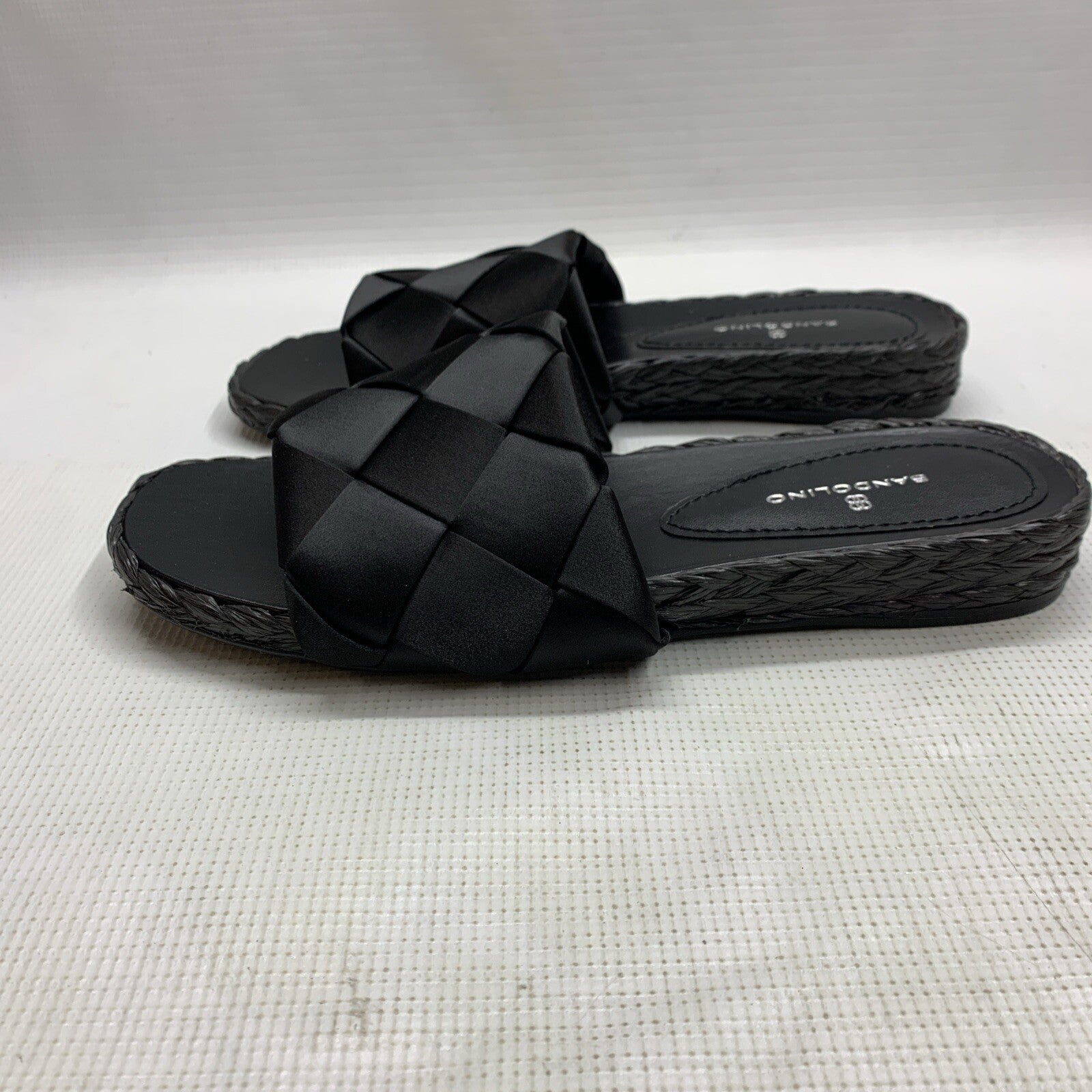 Bandolino Deedee Platform Sandal Black Size 10M Slipon Slipper BNDEEDEE2 Textile
