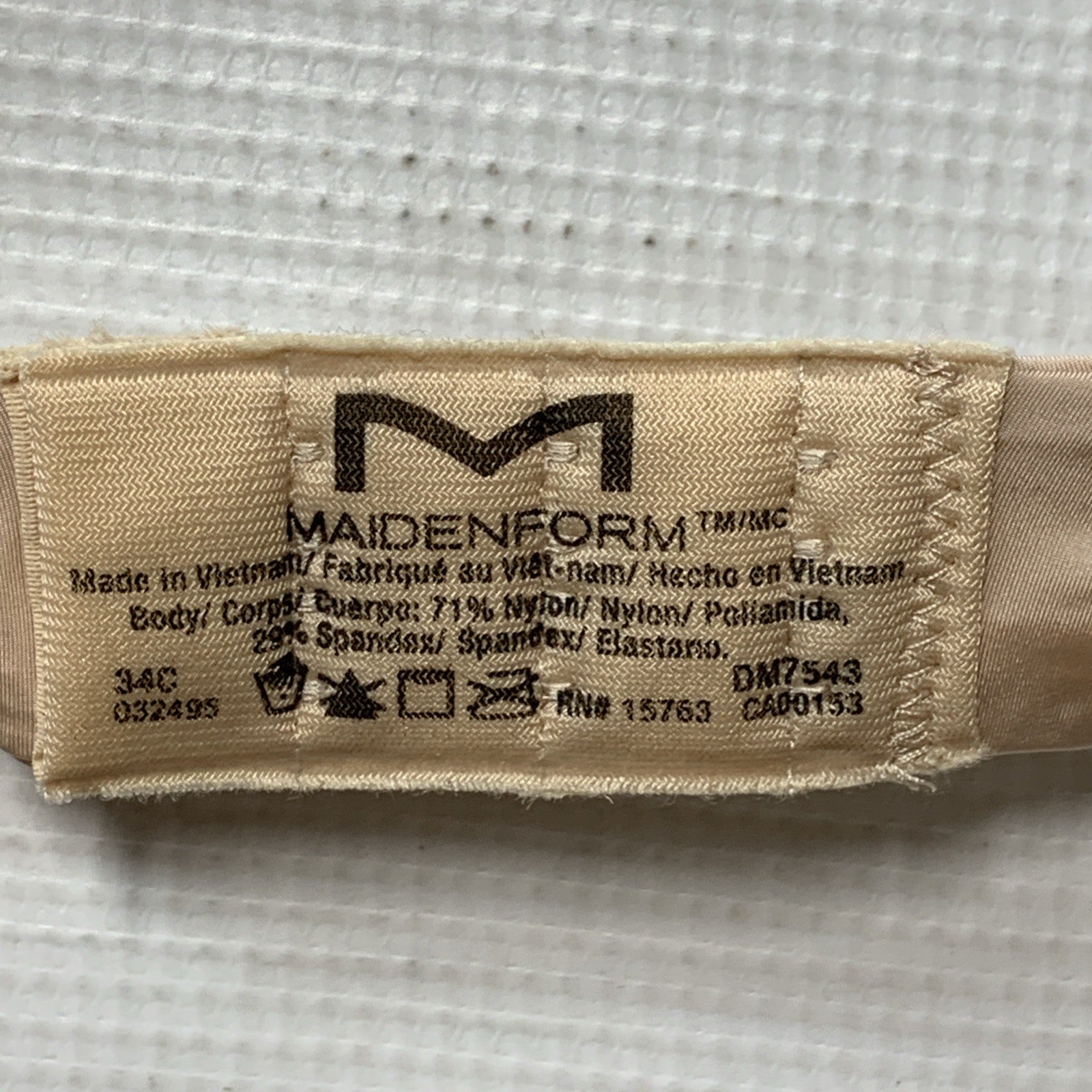 Maidenform One Fabulous Fit 2.0 Tailored Demi Underwire Bra DM7543 Size 34C