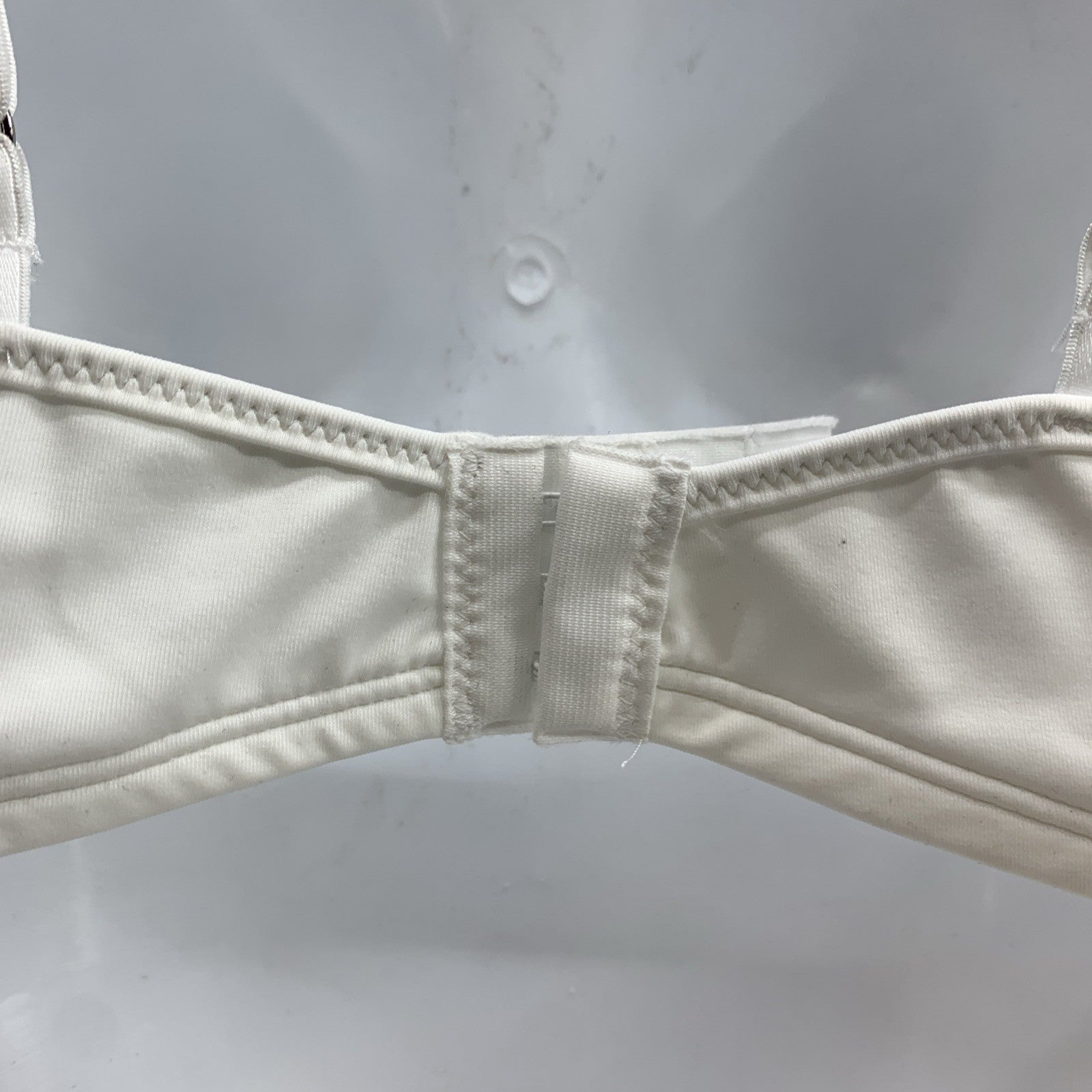 Bali Passion-4-Comfort Minimizer Bra UW White Sze 38C Comfort Seamless Underwire