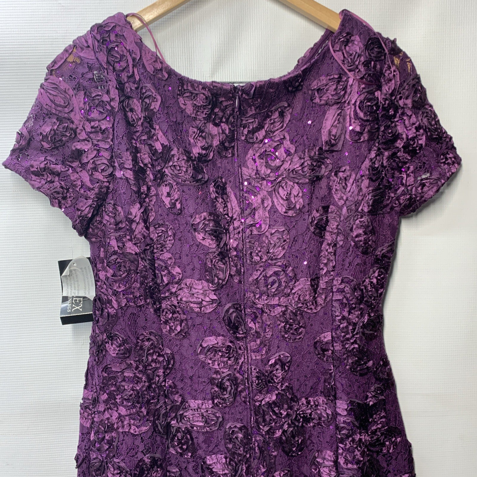 Alex Evenings Women's Long Rosette Lace Cap Short Sleeve Gown Elegant Size 12