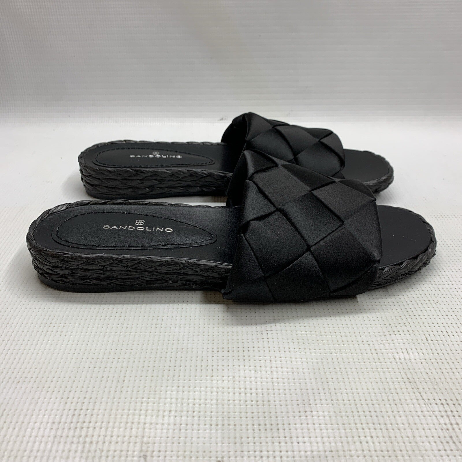 Bandolino Deedee Platform Sandal Black Size 10M Slipon Slipper BNDEEDEE2 Textile