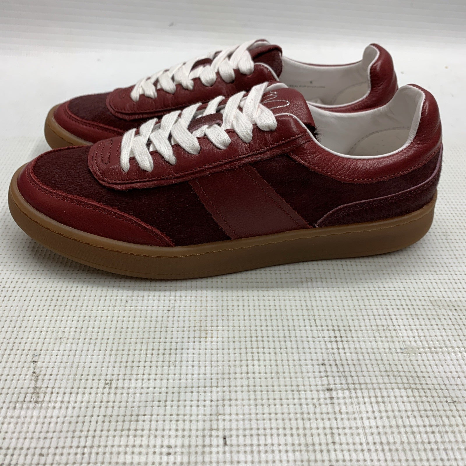 Matisse Quincy Lace-up Shoes Women's Red Sneakers Walking Casual Classic Size 6M