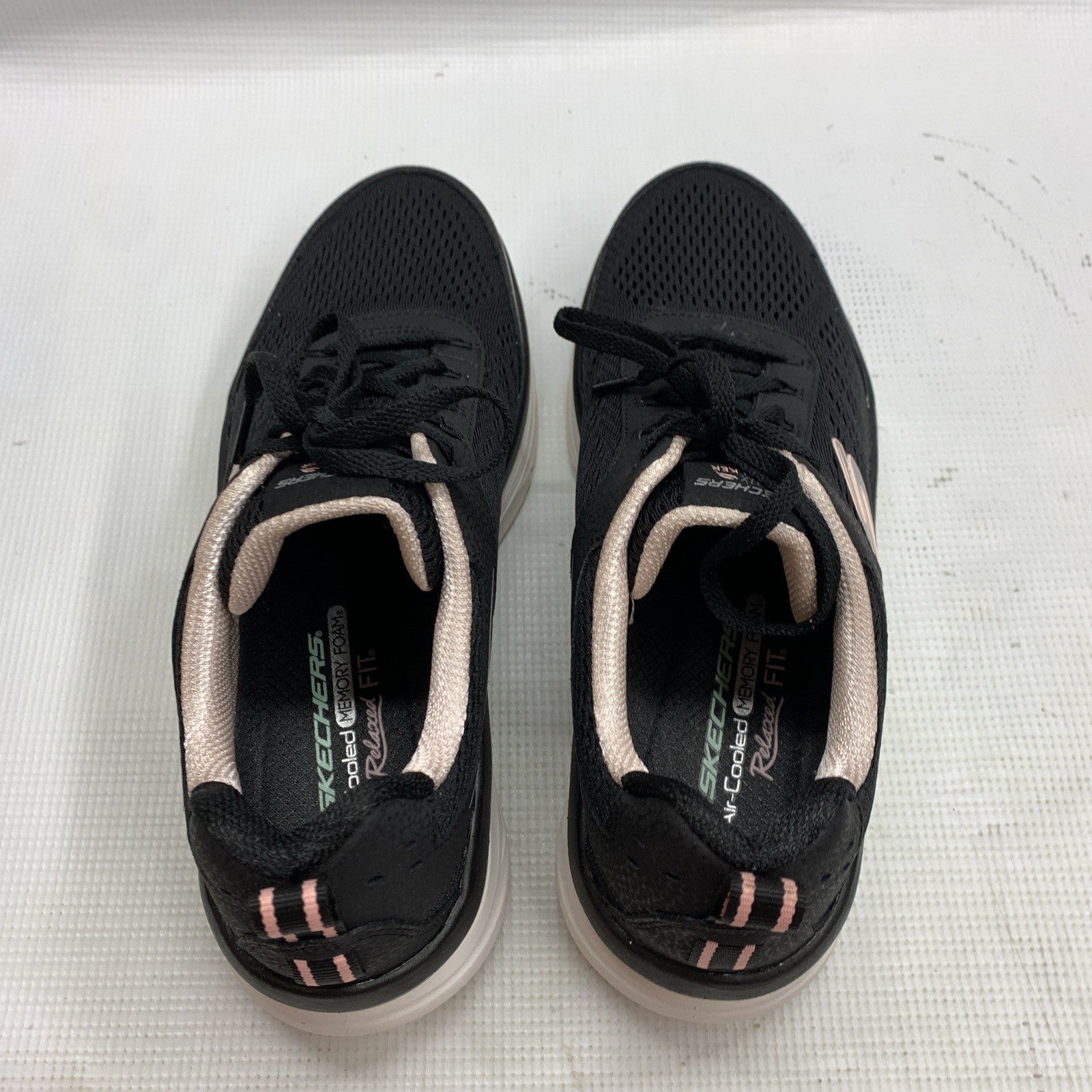 Skechers D'Lux Walker Infinite Motion Women's Sneaker Black Lace-up Shoes Size 9