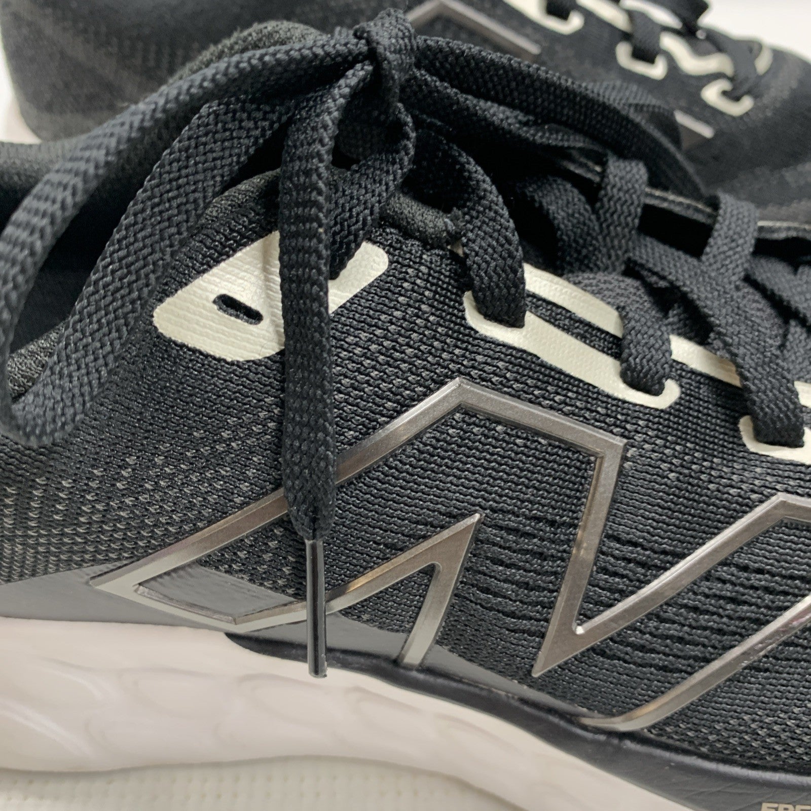 New Balance Women's Warisek4 Black Running Shoes Arishi v4 8.5 Lace-up Sneaker