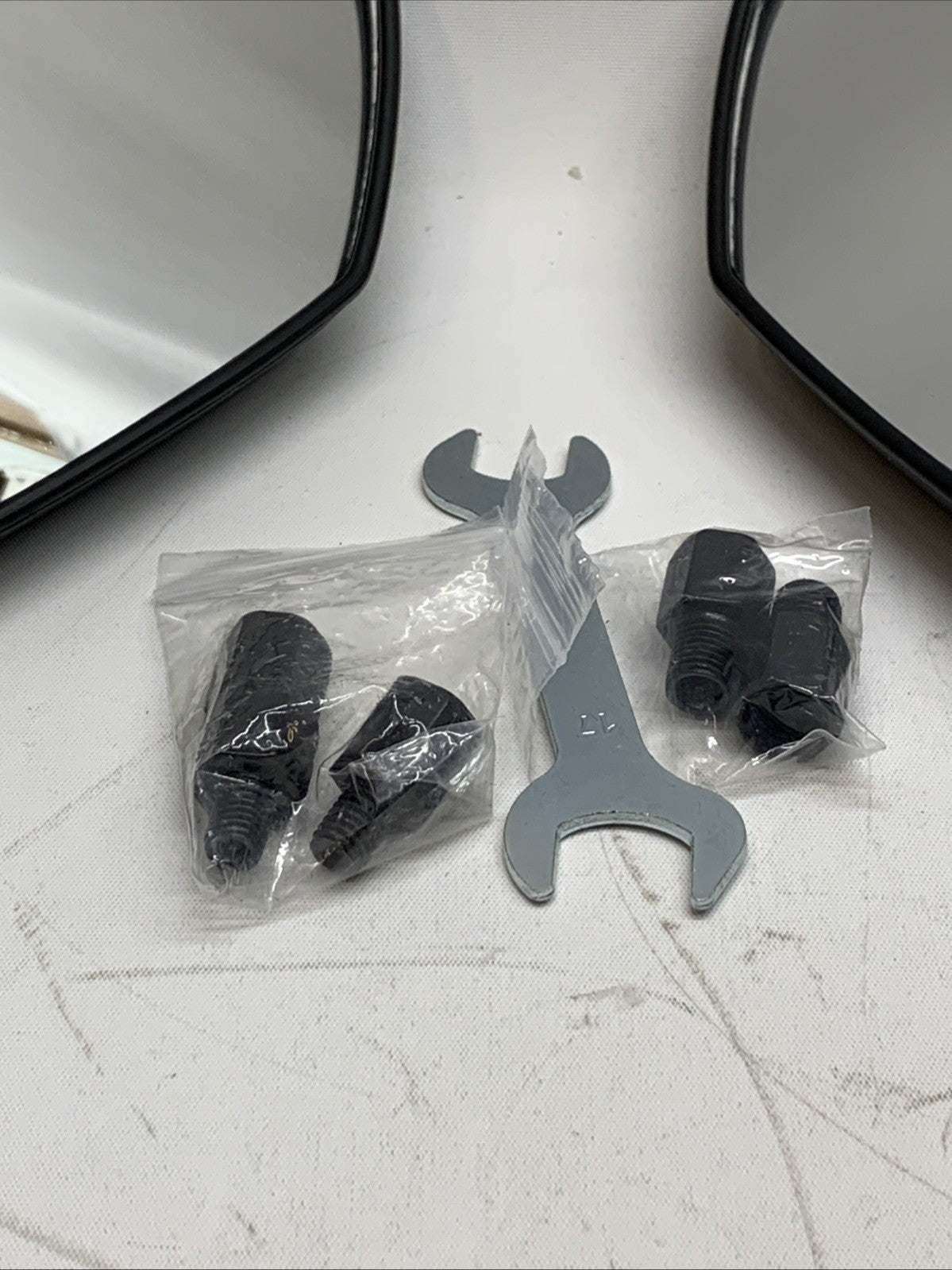 MAMIKO Universal Motorcycle Rear View Mirrors for M8 M10 Threaded Bolt Double Ta