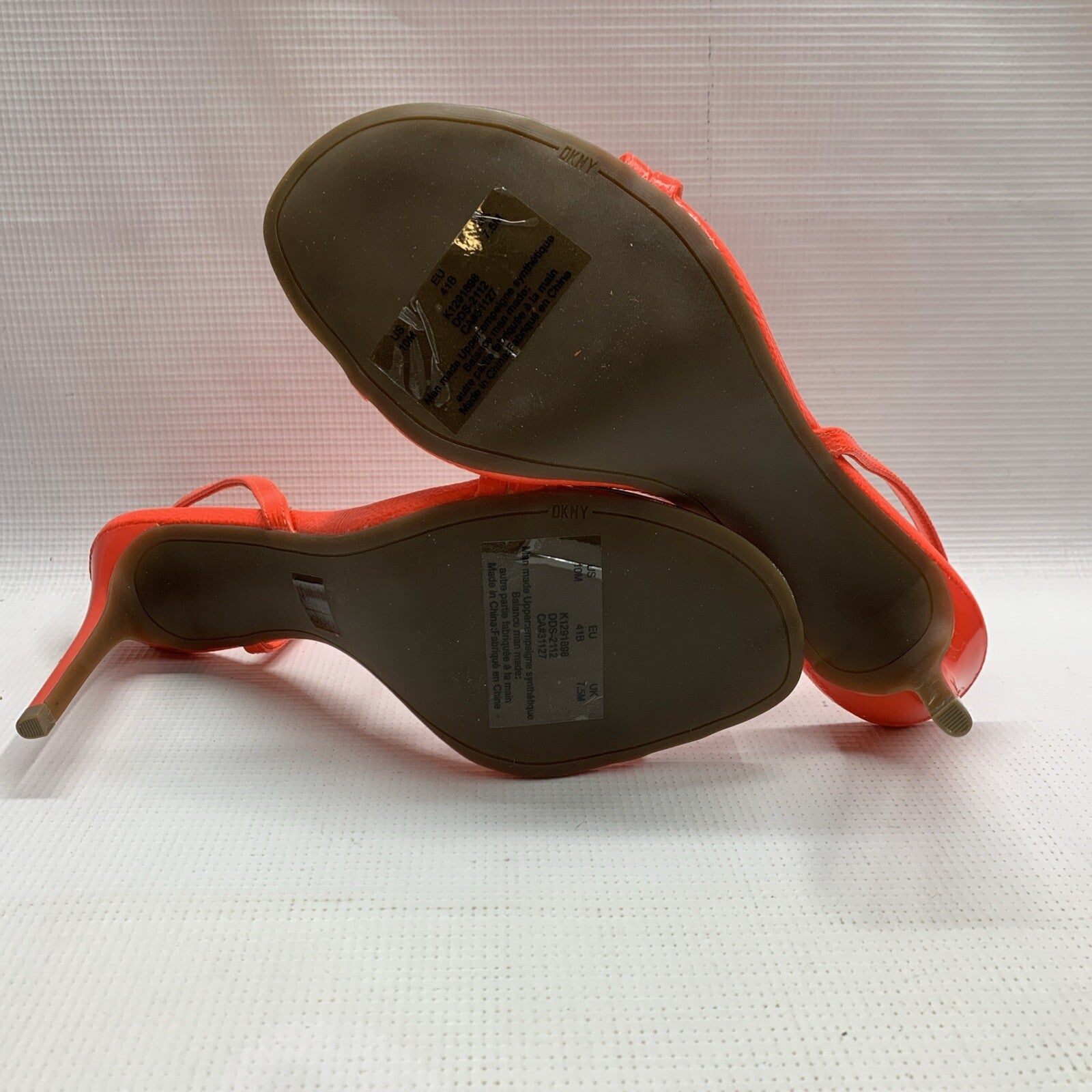 DKNY Women's Open Toe Diaganol Strap Heel Heeled Sandal High Sand 10M Orange