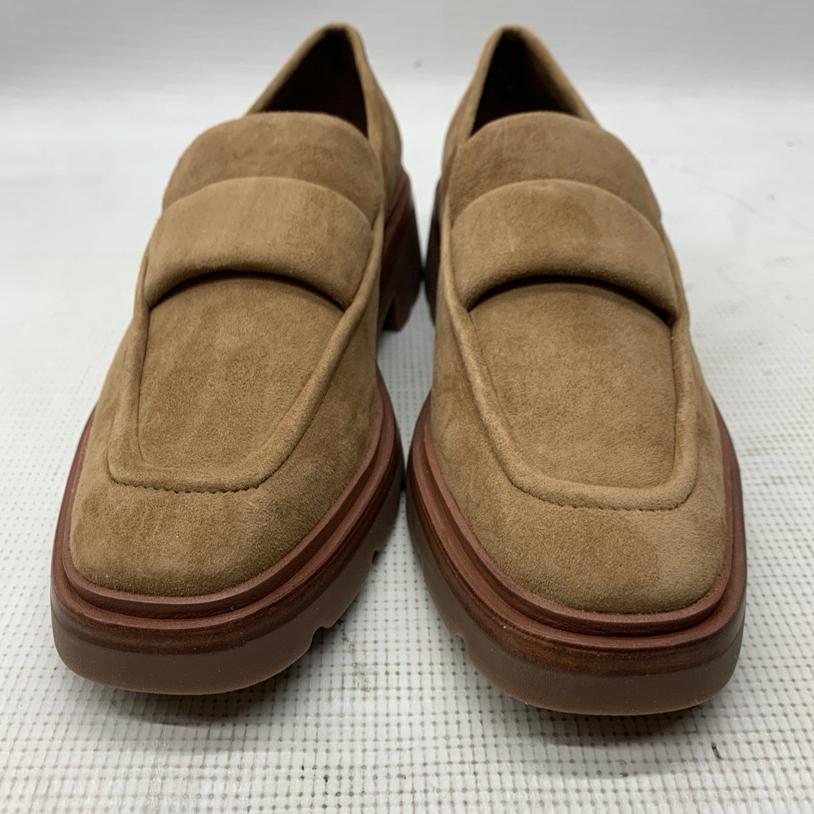 Vince Women’s Robin Loafers Pull-On Square Toe Shoes Size 6.5 Light Fawn Brown