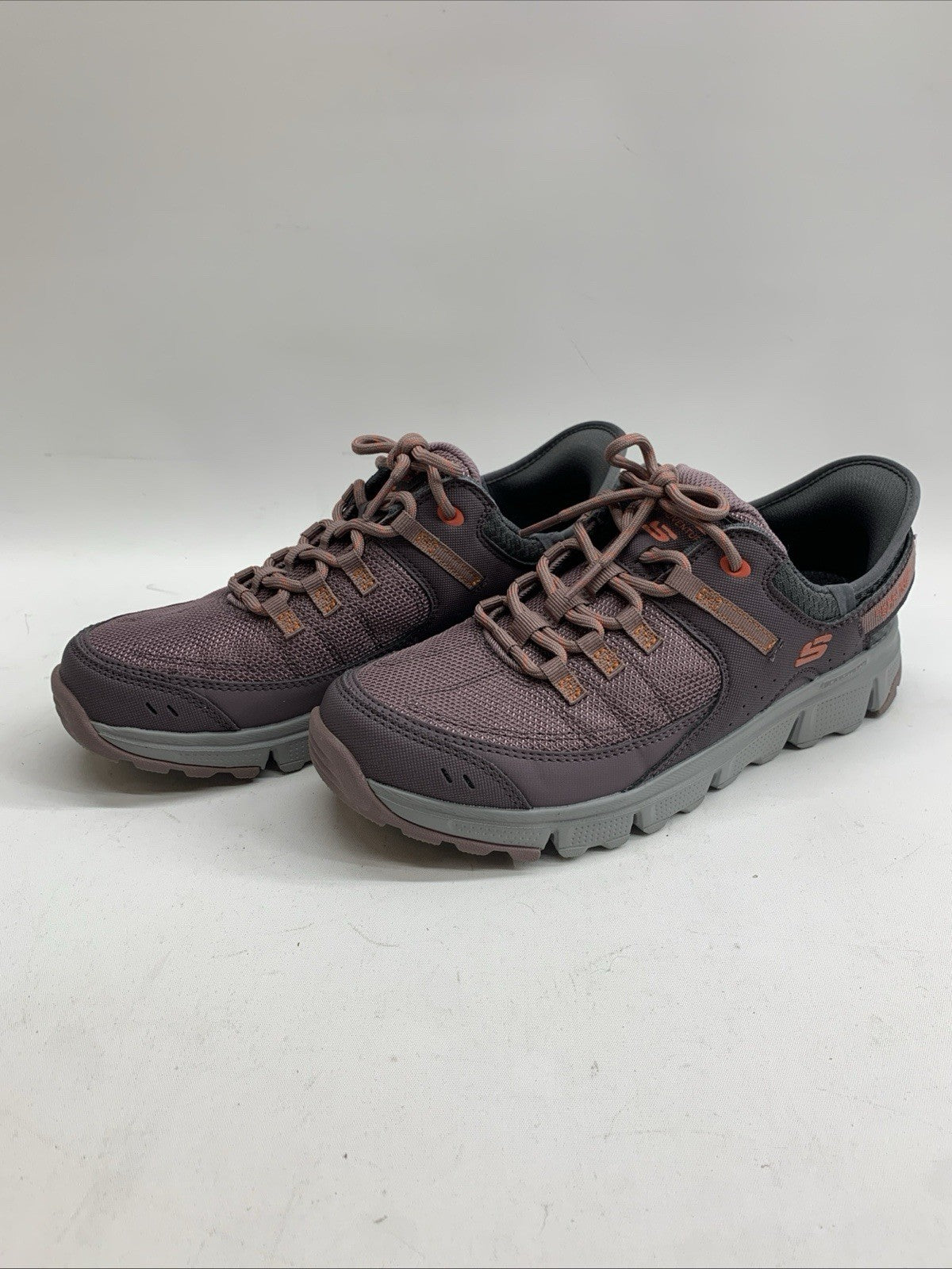 SKECHERS Women's Sneakers & Athletic Shoes Summits At Hands Free Burgundy Sz 9.5