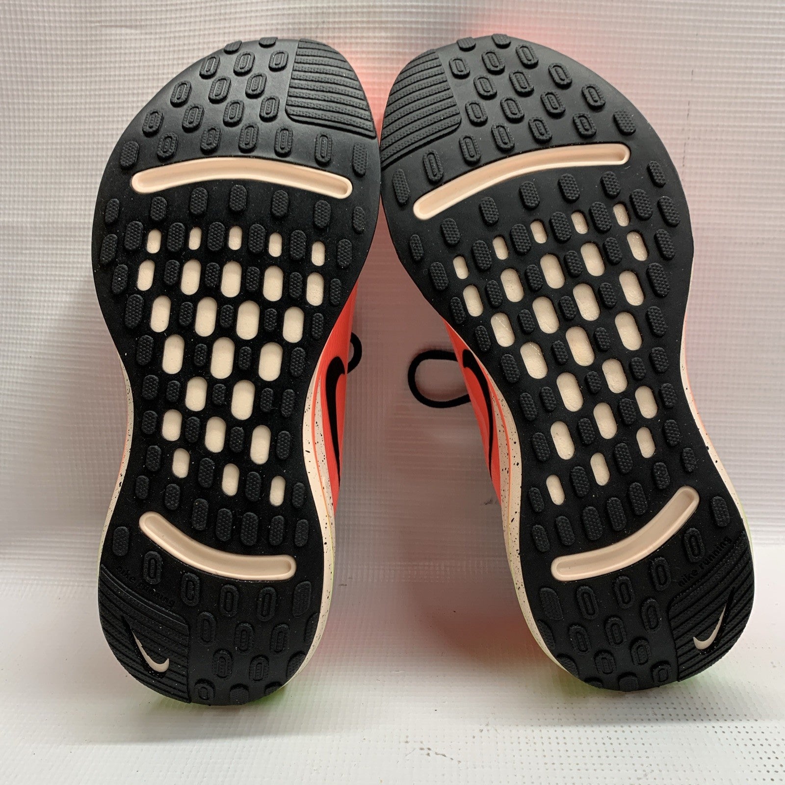 Nike Journey Run Hot Punch Pink Women’s Sneaker Sz 9.5 HJ7352-674 Lace-up Shoes