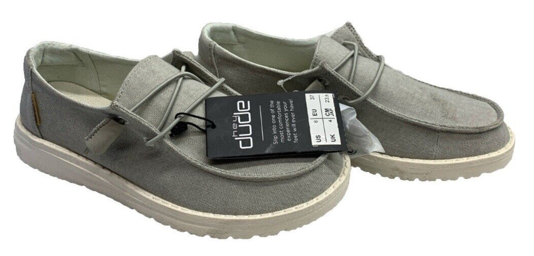 Hey Dude Wendy Chambray Casual Shoes for Women's Size 6 Rounded Toe Lightweight