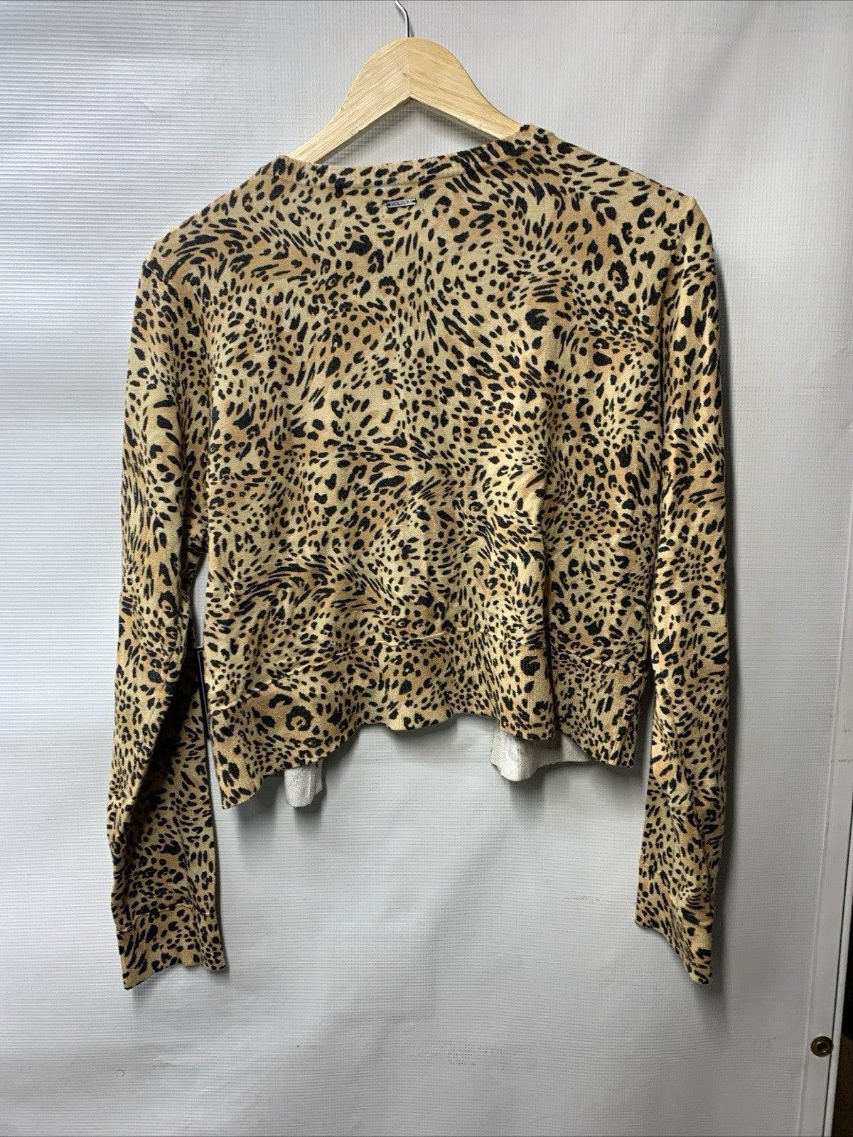 Volcom Women's Meeyoww Sweater Boxy Fitted Cardigan Size XL B0732301 Long Sleeve