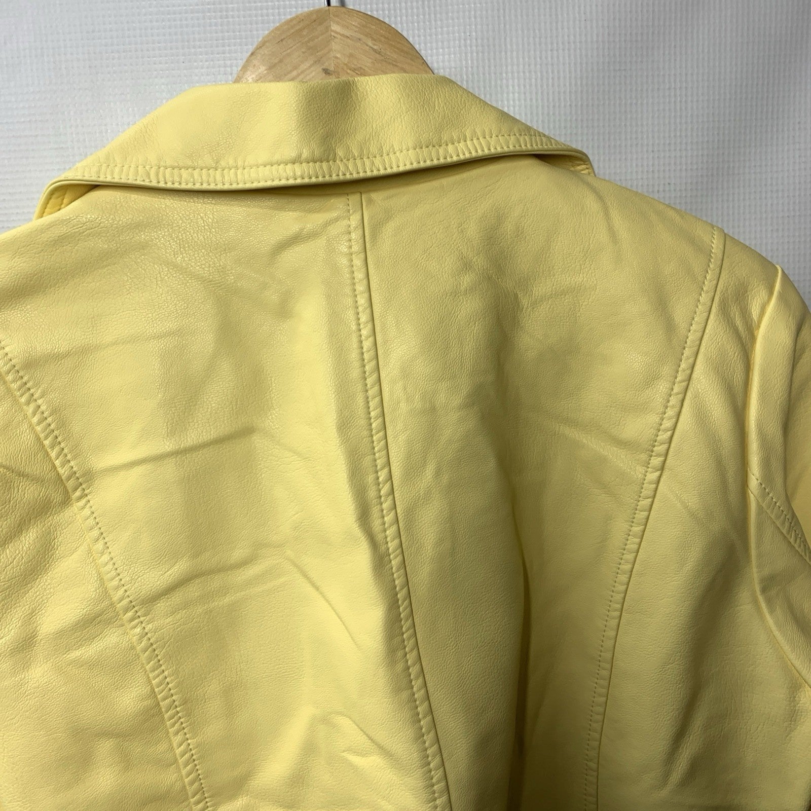 Levis Jacket Womens S Yellow Long Sleeve Moto Biker Cafe Racer Zip Coat LW1RU538