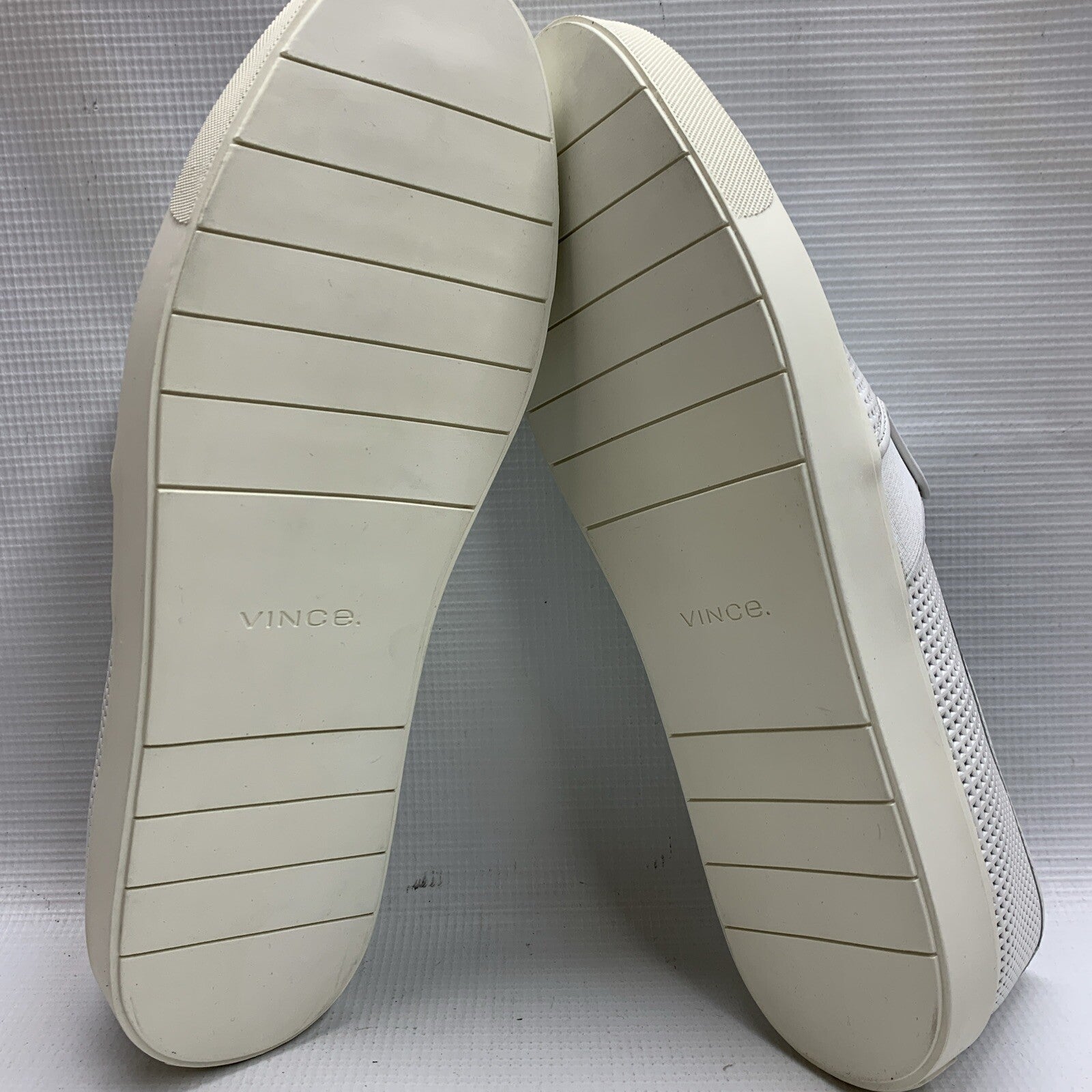 Vince Women's 5 Blair Slip On Sneakers White Casual Size 12 Elastic Gores Shoes