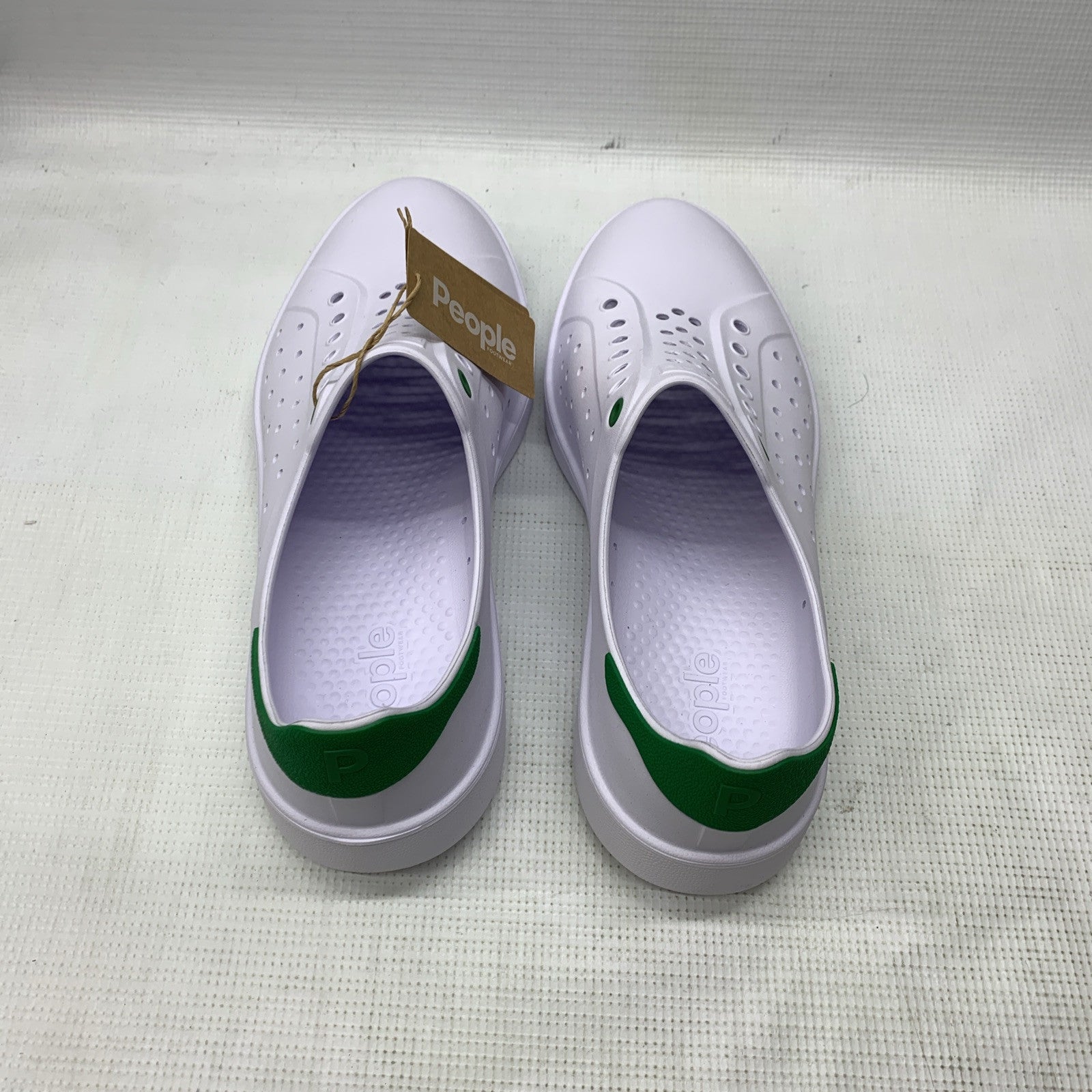 Ace, Water Sneaker Shoes  Men’s 10 Comfort, Lightweight, Yeti White Kelly Green