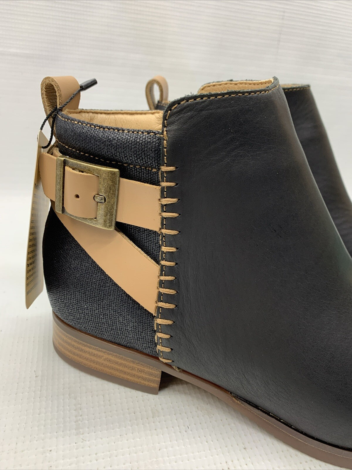 Spenco Waco Dove Creek Black Ankle Boots Womens Size 7.5 Leather Upper Side Zip