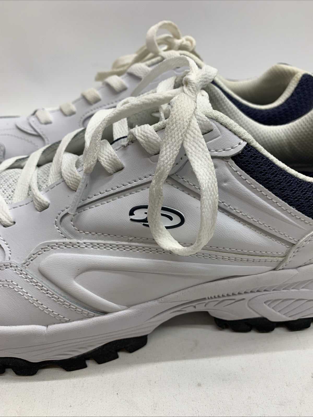 Man's Athleisure Dr. Scholl's Sebastian Sneaker Size 10.5 Wide White Lace-up