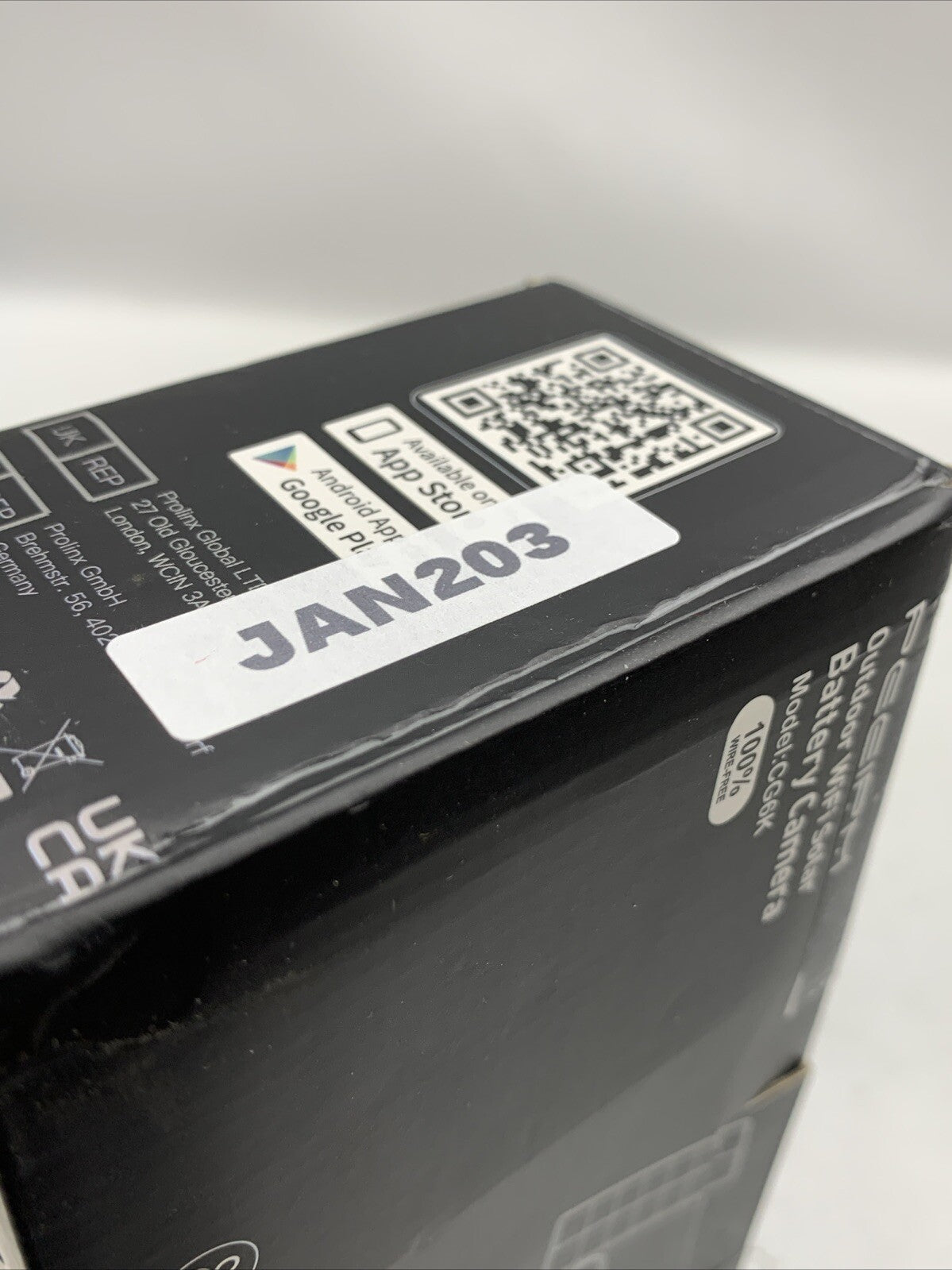 Outdoor Wi-Fi Outdoor Solar Battery Camera Peeipm CG6K White for Home Security