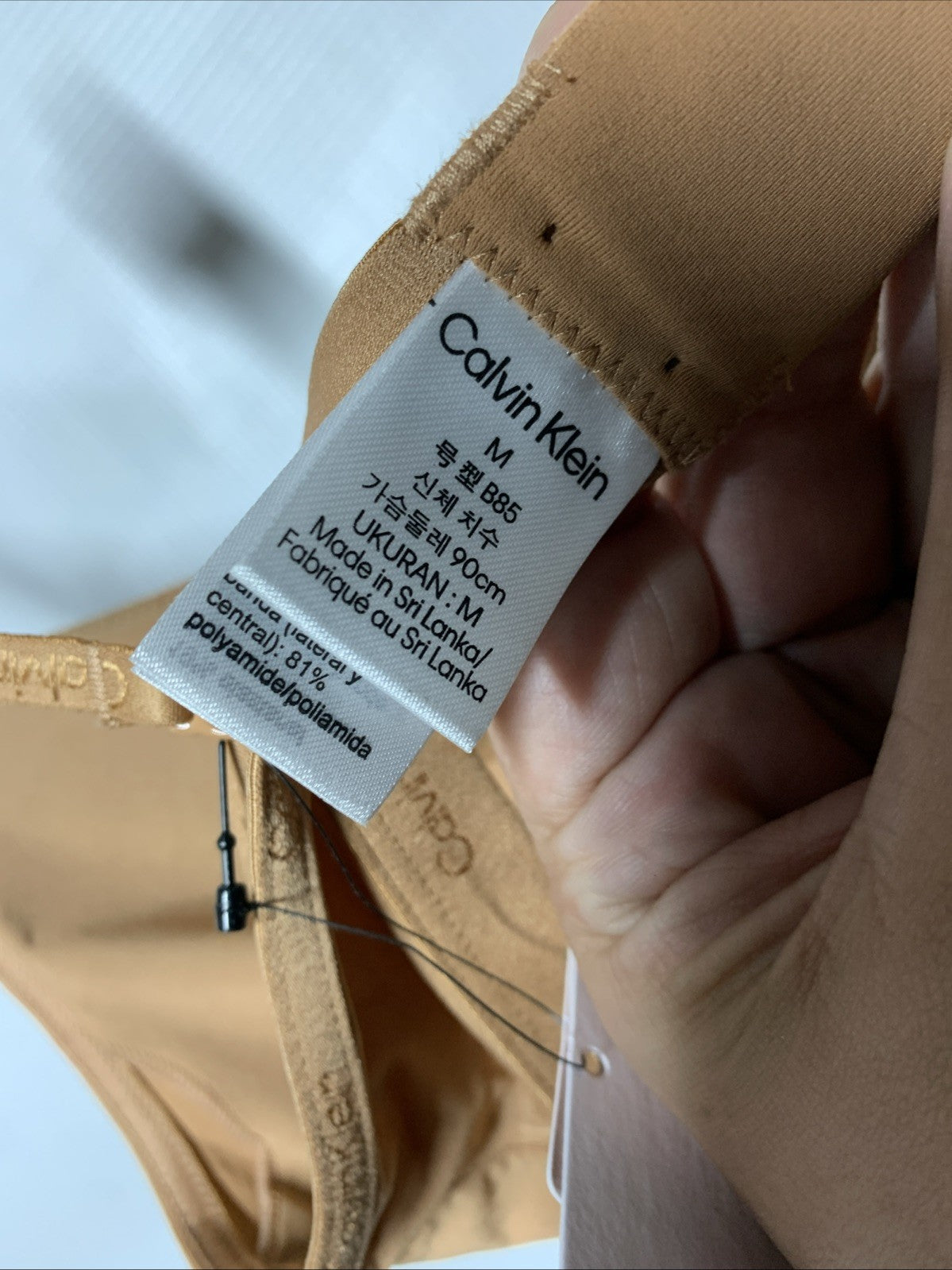 CALVIN KLEIN Women's Lightly Lined Triangle Bralette Wireless Seamless Medium